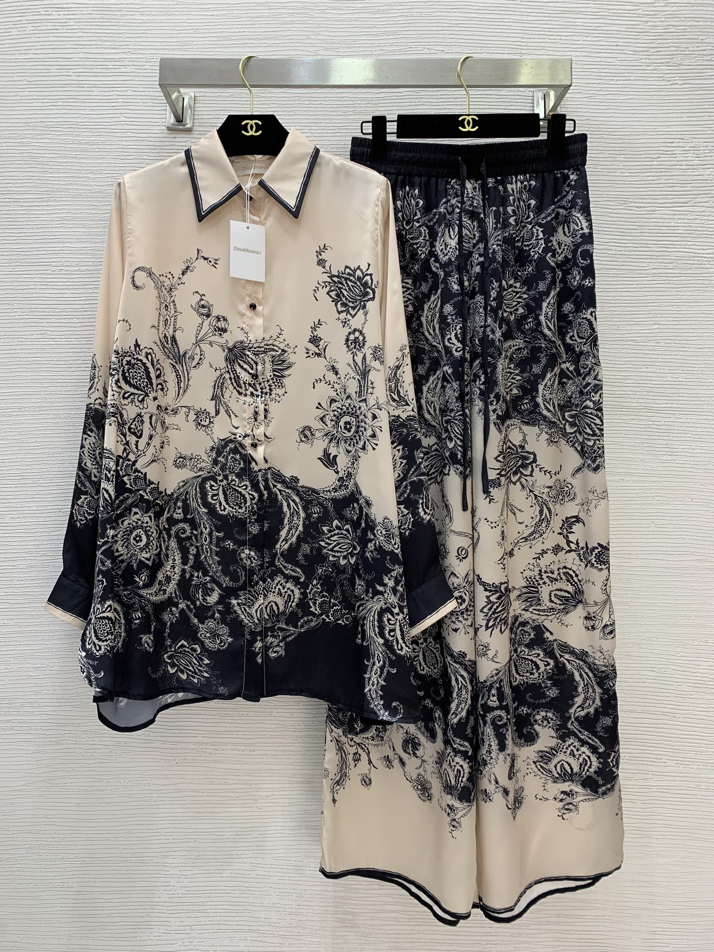 Zimmermann Silk Blend Two-Piece Set: Vintage Print Blouse & Wide-Leg Pants 2 i1753200561149 6375 0 0
