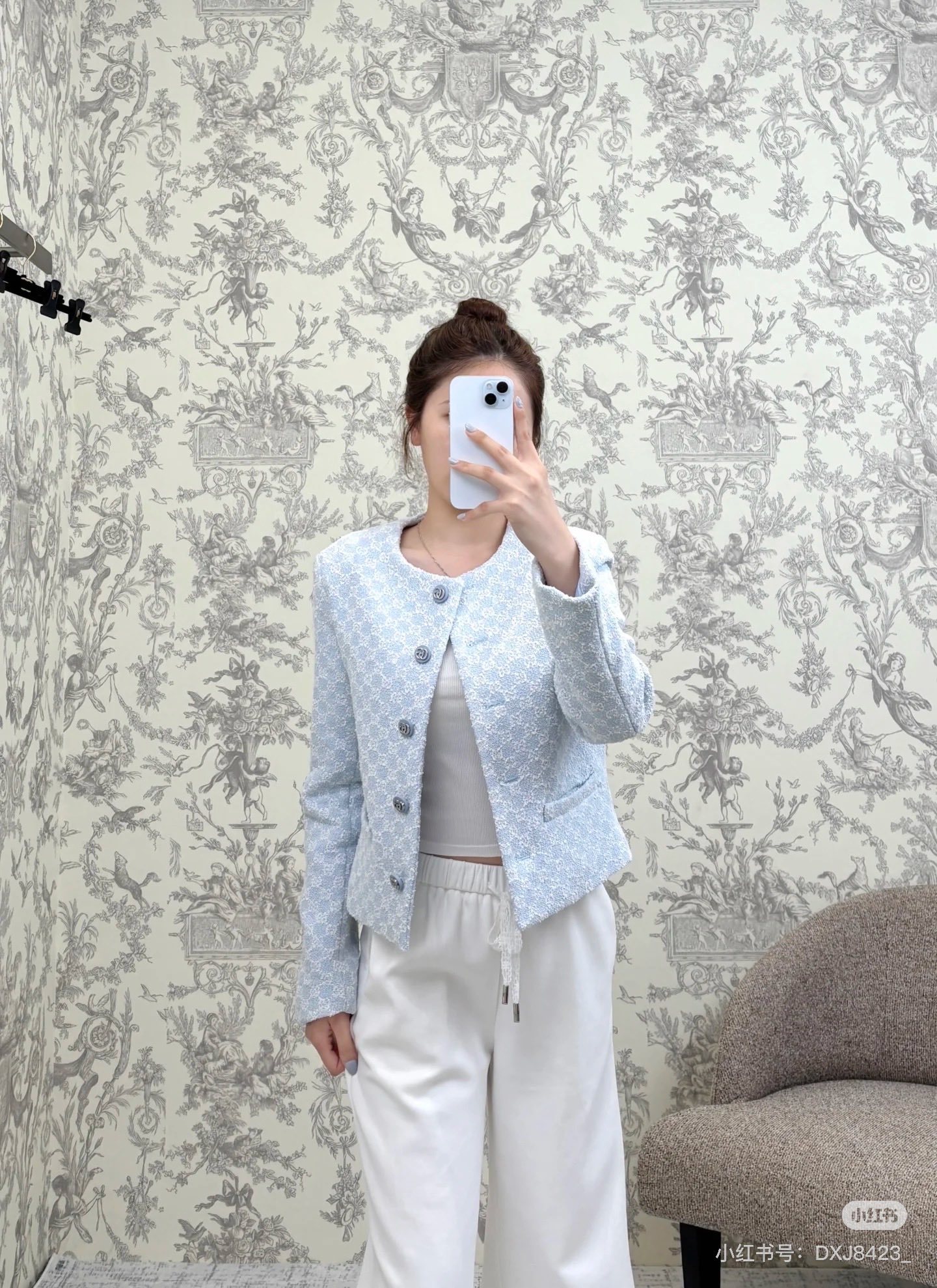 NO:455306,G25072498 GUCC newest model, high-version original development customized GG jacquard fabric, single-breasted placket double pocket short round neck long sleeve tweed short jacket (price does not include dust bag) light blue, 36-38-40 (38 size shoulder width 39 shoulder pads, bust 94, sleeve length 59, 51 length) hair, gucci, jackets & coats, alexander wang19860909款号G25072498 GUCC*新款 高版本原版开发定制GG提花面料、单排扣门襟双口袋短款圆领长袖粗花呢短外套（价格不含防尘袋）浅蓝色,36-38-40（38码肩宽39有垫肩, 胸围94,袖长59,衣长51）发,,gucci,jackets & coats,alexander wang,Women's clothing
