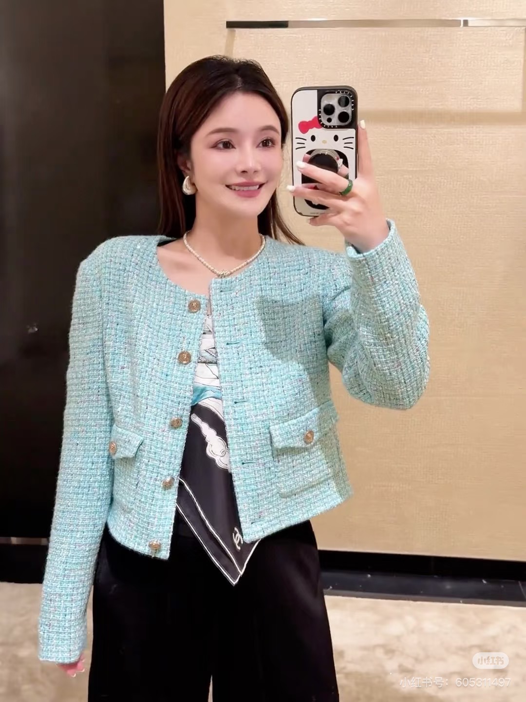 NO:455314,Model number G25072643 Chane* new European products are available!  The high-version customized light-sensitive silk satin lining and the hem are made of gold chain style with a stylish style!  Thin shiny woven thick tweed round neck to make a slim and small fragrant short jacket. Free spare buckle [price does not include dust bag] 36.38.40 (38 size shoulder width 43 with shoulder pads, bust 96, sleeve length 58, clothing length 52) hair, chanel, jackets & coats, real silk, alexander wang19860909款号G25072643 Chane*新款欧货精品上新！高版本定制光感silk真丝缎内衬、下摆做有金色链条版型垂挺有型！细闪亮片编织粗花呢圆领显瘦小香风短外套 赠送备用扣【价格不含防尘袋】36.38.40（38码肩宽43有垫肩,胸围96,袖长58,衣长52）发,,chanel,jackets & coats,real silk,alexander wang,Women's clothing