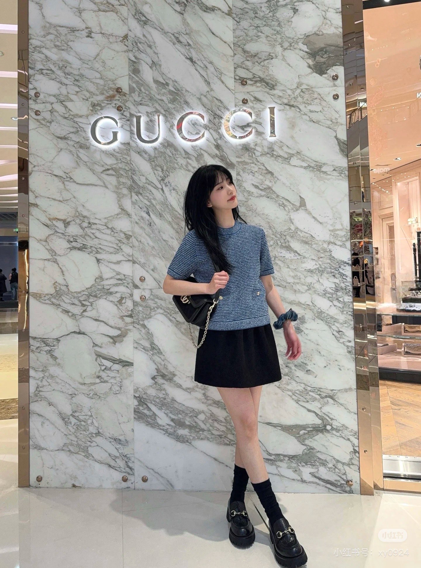 NO:457386,Model number G25072973 GUCC* new model is available for autumn and winter!  High-version custom color mixed knitted fabric GG metal buckle double pocket round neck pullover short-sleeved sweater top!  Blue, (M size shoulder width 40, bust 94, sleeve length 23, clothing length 57) hair, gucci, T-shirt, alexander wang19860909款号G25072973 GUCC*新款秋冬上新！高版本定制混色针织面料GG金属扣双口袋圆领套头短袖针织衫上衣！蓝色,（M码肩宽40,胸围94,袖长23,衣长57）发,,gucci,T-shirt,alexander wang,Women's clothing