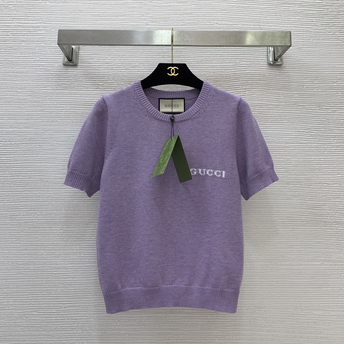 NO:457805,Model number G25073047 GUCC* new high-end custom, chest letter logo logo, fashionable and versatile round neck pullover short-sleeved sweater top!  Purple, sky blue, navy blue, (M size bust 86, sleeve length 23, clothing length 54) hair, gucci, T-shirt, alexander wang19860909款号G25073047 GUCC*新款高端定制、胸前字母logo标志时尚百搭圆领套头短袖针织衫上衣！紫色、天蓝色、藏青色、（M码胸围86,袖长23,衣长54）发,,gucci,T-shirt,alexander wang,Women's clothing