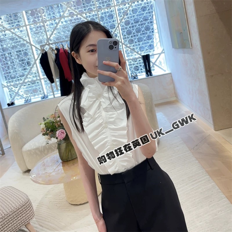 NO:459250,Model number D25081572 Dio* newest style, removable lace collar decorative CD bee embroidery logo, fashionable and elegant sleeveless stand-alone cotton shirt!  White, (M size bust 96, 69 length) hair, dior, alexander wang19860909款号D25081572 Dio*新款 可拆卸花边领装饰CD小蜜蜂刺绣标志时尚气质无袖立领棉衬衣！白色,（M码胸围96,衣长69）发,,dior,alexander wang,Women's clothing