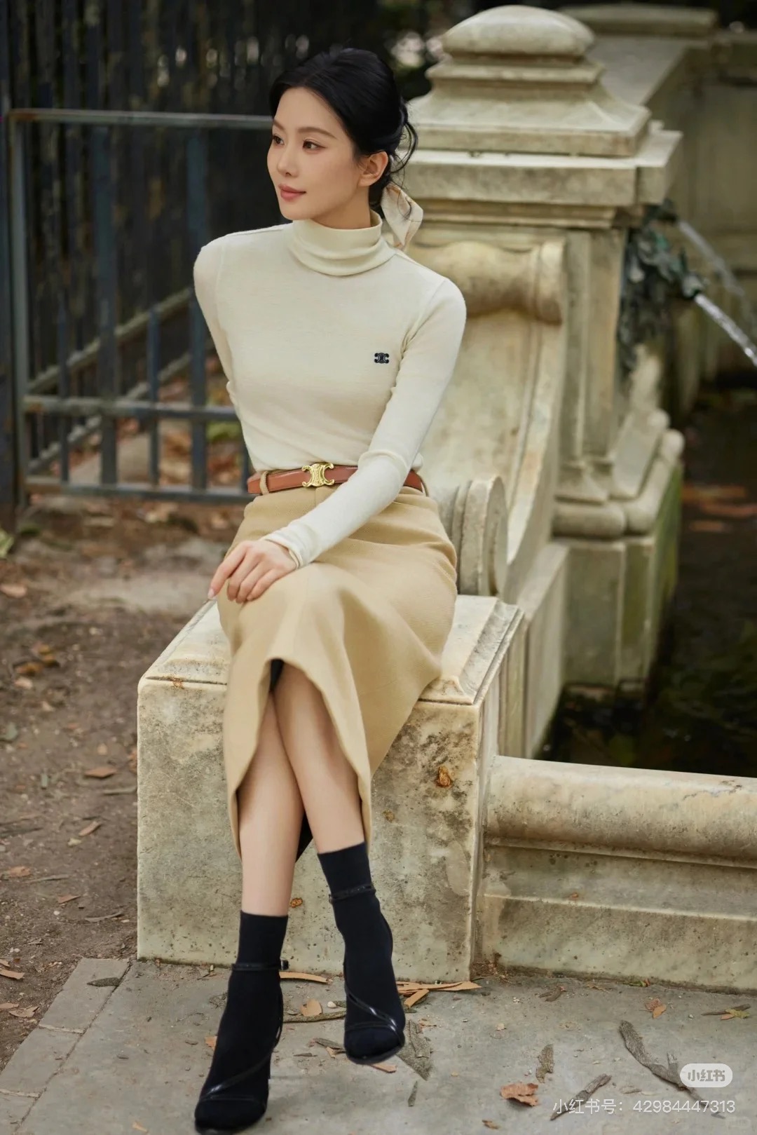 NO:463241,Model number D25081824 Celin* new high-end custom modal cotton smooth draped fabric, chest logo Arc de Triomphe embroidery logo slim high neck long sleeve base shirt top!  Beige, black, (M size shoulder width 36, bust 74, sleeve length 60, garment length 56 fabric high elasticity) hair, celine, alexander wang19860909款号D25081824 Celin*思琳新款 高端定制莫代尔棉手感顺滑垂坠面料、胸前logo凯旋门刺绣标志修身显瘦高领长袖打底衫上衣！米白、黑色、（M码肩宽36,胸围74,袖长60,衣长56面料高弹）发,,celine,alexander wang,Women's clothing