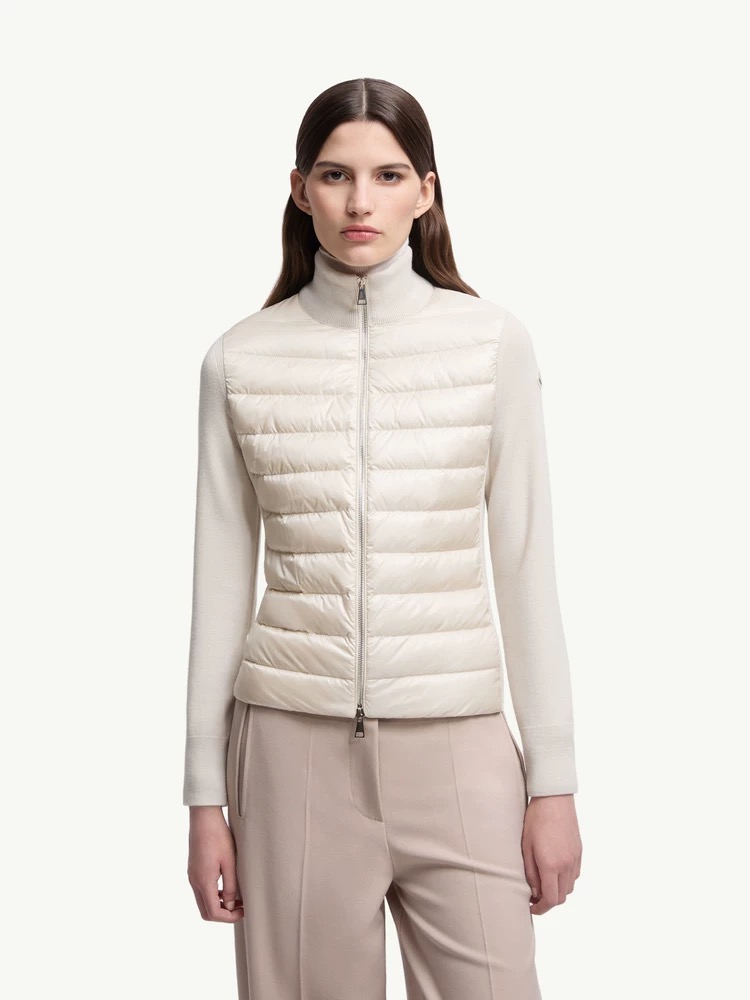 NO:471266,Model number G25082343 Moncler* new masked new high-end custom original letter logo hardware accessories, using national standard 90 white goose down filler spliced ​​knitted fabric small logo armband decorative slim version to make a slim stand collar long sleeve light down jacket (price does not include dust bag) light pink, black, beige, (M size bust 96, sleeve length 63, 58), Moncler, jackets & coats, down jacket, alexander wang19860909款号G25082343 Moncler*蒙口新款上新高端定制原版字母logo五金配件、采用国标90白鹅绒填充物拼接针织面料小标志袖章装饰修身版显瘦立领长袖轻薄羽绒服外套（价格不含防尘袋）浅粉、黑色、米白色、 （M码胸围96,袖长63,衣长58）,,Moncler,jackets & coats,down jacket,alexander wang,Women's clothing