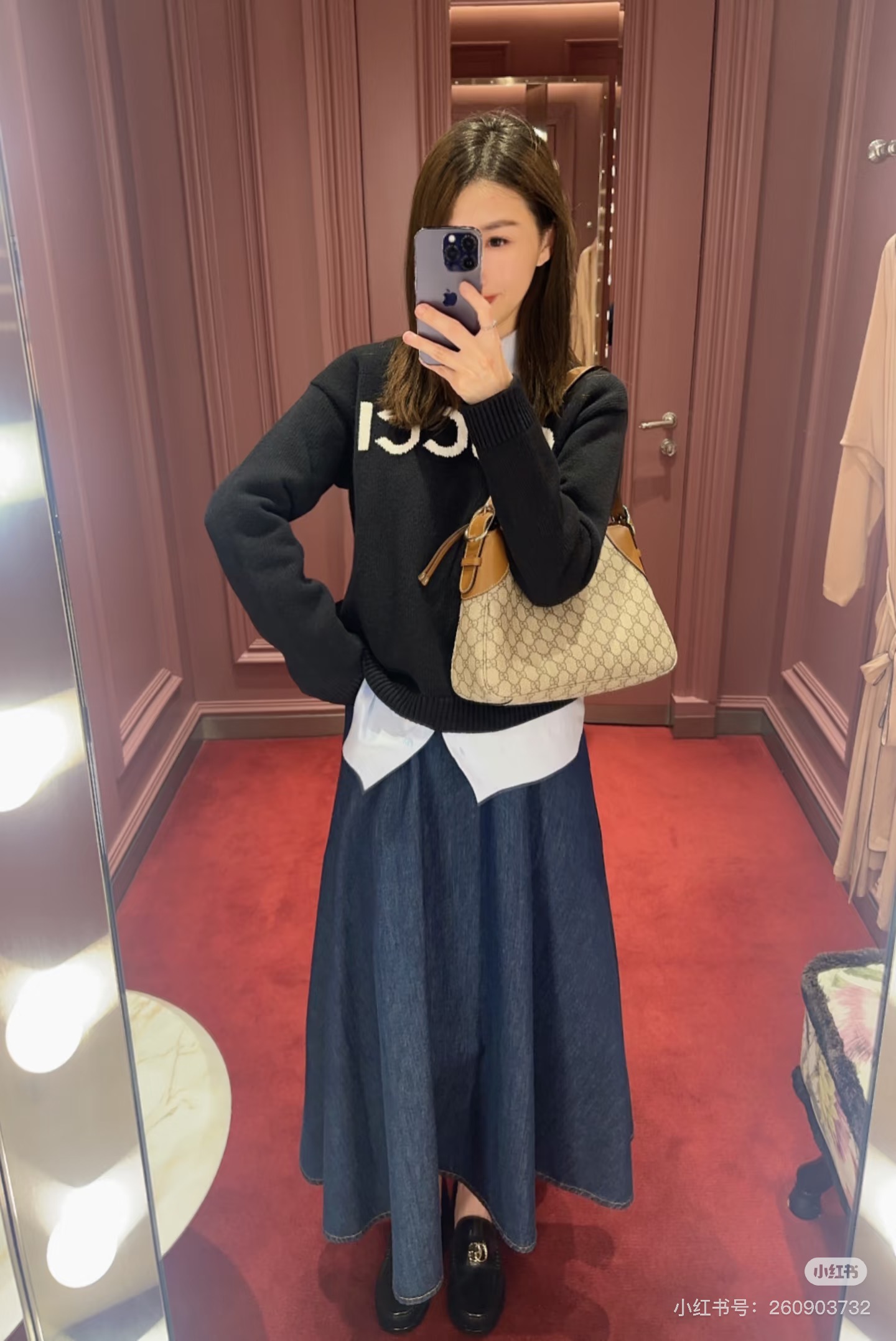 NO:466401,G2508 GUCC* newest model GHome high-end custom wool yarn fabric, large logo letters on the chest jacquard fashionable and versatile short pullover long-sleeved sweater top!  Ony white, black, (M size shoulder width 46, bust 96, sleeve length 54, clothing length 53) hair, gucci, gucci, alexander wang19860909款号G2508 GUCC*新款 G家高端定制羊毛纱线面料、胸前大logo字母提花时尚百搭短款套头长袖针织衫上衣！米白色、黑色、（M码肩宽46,胸围96,袖长54,衣长53）发,,gucci,gucci,alexander wang,Women's clothing