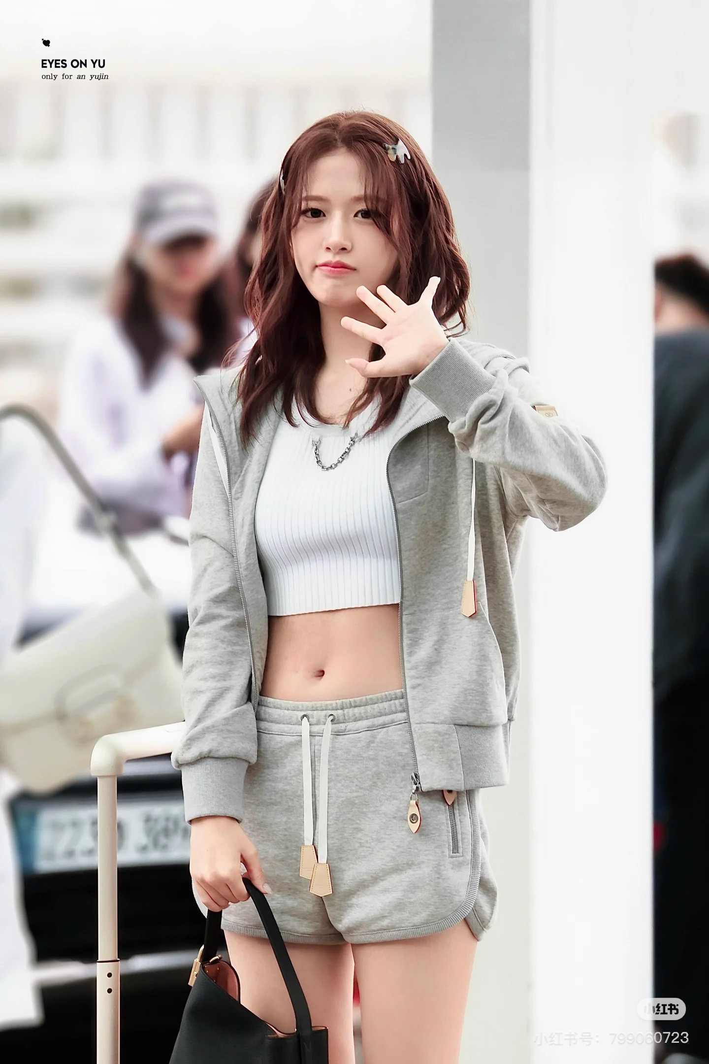 NO:468140,Model number D25082167 LOUIS*Dujia LV new fashionable casual sports suit!  Loose and versatile hooded zipper jacket elastic waist curved casual shorts!  White, gray, (M size shoulder width 41, bust 98, sleeve length 58, clothing length 55; waist 68 elastic, hip circumference 94, pants length 35) hair,,louis vuitton,louis vuitton,louis vuitton,louis vuitton,louis vuitton,shorts,jackets & coats,hats,alexander wang19860909款号D25082167 LOUIS*驴家LV新款时尚休闲运动套装！宽松百搭连帽拉链外套松紧腰弧摆休闲短裤！白色、灰色、（M码肩宽41,胸围98,袖长58,衣长55；腰围68松紧,臀围94,裤长35）发,,louis vuitton,louis vuitton,louis vuitton,louis vuitton,shorts,jackets & coats,hats,alexander wang,Women's clothing