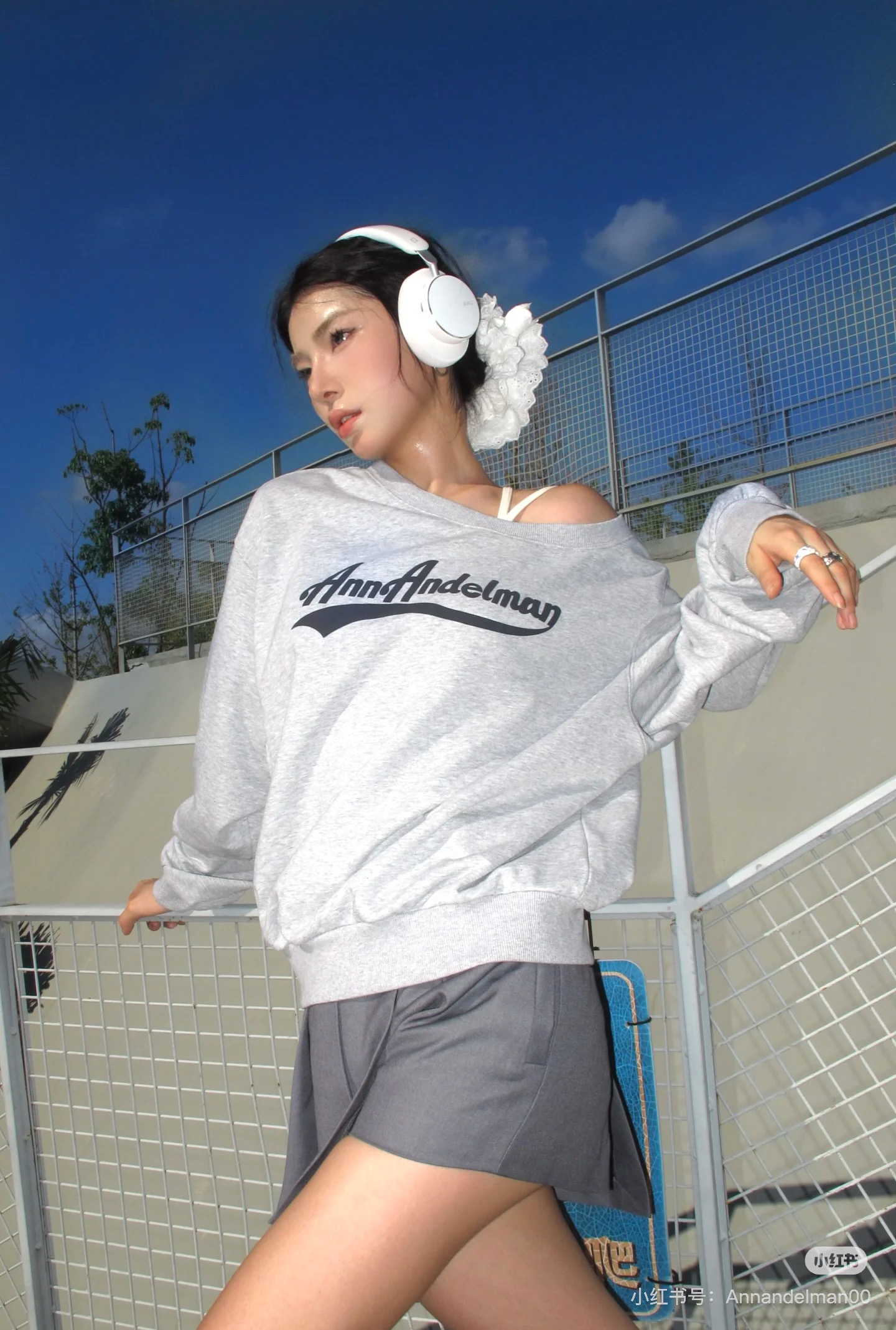 NO:485466,Model number G25090375 Alexander Wan* Wangjia new model high-end customized personalized fashionable letter logo logo loose slim off-shoulder long-sleeved sweatshirt!  Navy blue, gray, (M size shoulder width 50, bust 118, sleeve length 60, clothing length 61) hair, alexander wang, hoodie, sweatshirts, alexander wang19860909款号G25090375 Alexander Wan*大王家新款 高端定制个性时髦字母logo徽标宽松显瘦斜肩长袖卫衣！藏蓝色、灰色、（M码肩宽50,胸围118,袖长60,衣长61）发,,alexander wang,hoodie,sweatshirts,alexander wang,Women's clothing