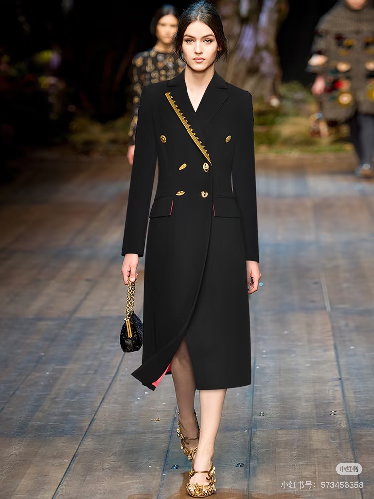 NO:501475,Model number D25091583 Schiapare*li new autumn and winter style, customized gilded special gold buckle, bright thread outline embroidered edge decoration, slim and long suit jacket coat!  Black, (M size shoulder width 45, bust 112, sleeve length 62, clothing length 123) hair, jackets & coats, business suit, alexander wang19860909款号D25091583 Schiapare*li夏帕瑞利秋冬新款 定制鎏金异状金扣、明线勾勒刺绣包边装饰修身显瘦长款西装外套大衣！黑色,（M码肩宽45,胸围112,袖长62,衣长123）发,,jackets & coats,business suit,alexander wang,Women's clothing