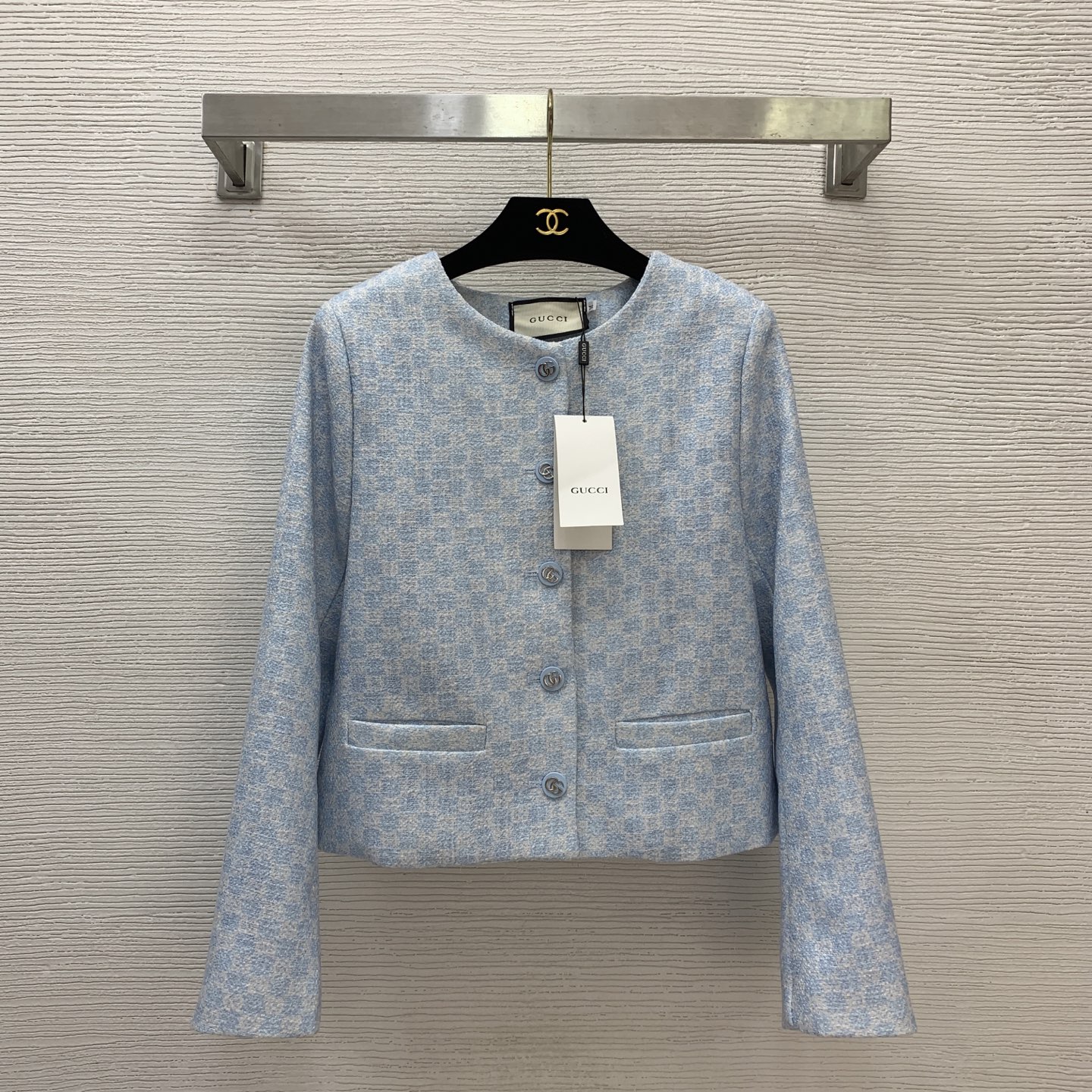 NO:507771,Model number D25092235 GUCC* new custom GG letter braided coarse fabric, single-breasted placket round neck long sleeve short jacket!  (M size shoulder width 37, bust 94, sleeve length 60, clothing length 51) hair, gucci, jackets & coats, alexander wang19860909款号D25092235 GUCC*新款定制GG字母编织粗纺面料、单排扣门襟圆领长袖短款外套！（M码肩宽37,胸围94,袖长60,衣长51）发,,gucci,jackets & coats,alexander wang,Women's clothing