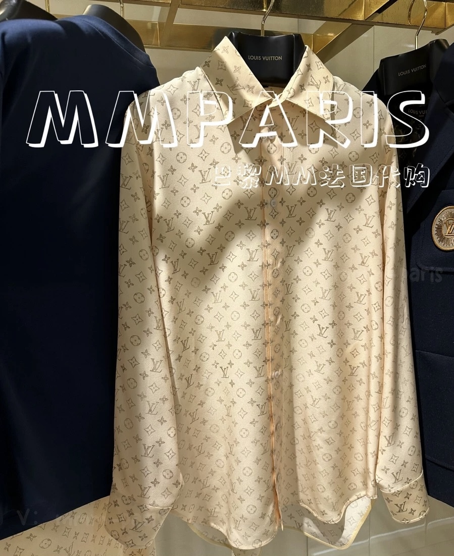 NO:517232,Model number D25092452 LOUIS*Dujia LV new style, full-length letter logo, old-fashioned print, loose and versatile buttoned lapel long-sleeved shirt!  (M size shoulder width 46, bust 110, sleeve length 56, clothing length 72) hair,,louis vuitton,louis vuitton,louis vuitton,louis vuitton,alexander wang19860909款号D25092452 LOUIS*驴家LV新款 通体字母logo老花做旧印花宽松百搭系扣翻领长袖衬衣！（M码肩宽46,胸围110,袖长56,衣长72）发,,louis vuitton,louis vuitton,louis vuitton,louis vuitton,alexander wang,Women's clothing