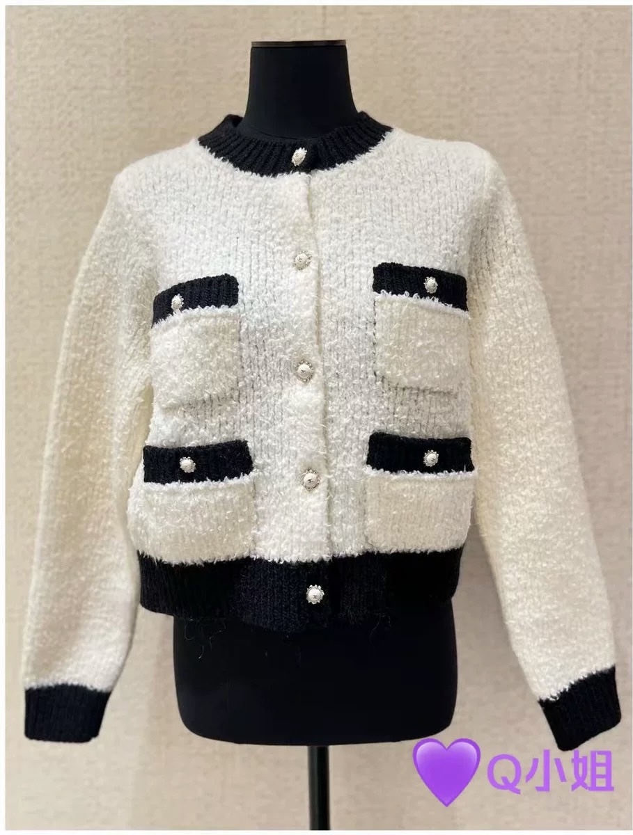 NO:534176,Model number G25092638 Chane* newest high-end custom cashmere sheep yarn thick fabric, contrasting splicing button placket round neck long sleeve knitted cardigan short top!  Ony white, black, 36.38.40 (38 size shoulder width 40, bust 92, sleeve length 59, clothing length 54) hair, chanel, alexander wang19860909款号G25092638 Chane*新款 高端定制山羊绒羊纱线厚面料、撞色拼接系扣门襟圆领长袖针织开衫短款上衣！米白色、黑色、36.38.40（38码肩宽40,胸围92,袖长59,衣长54）发,,chanel,alexander wang,Women's clothing