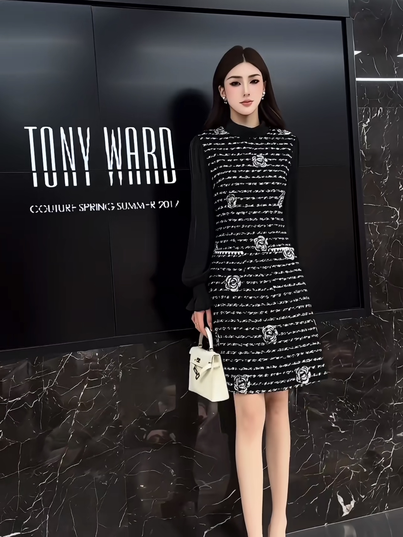 NO:547067,Style No. G25100257 Chane* new model, high-end customized camellia striped slub fabric, ladylike style, double pockets, cuffed collar, slim and slim long-sleeved dress!  Black, apricot, (S size shoulder width 36, bust 84, waist 74, sleeve length 63, skirt length 88) hair,,chanel,skirts,alexander wang19860909款号G25100257 Chane*新款 高端定制山茶花条纹粗纺面料、气质名媛小香风双口袋翻边领修身显瘦长袖连衣裙！黑色、杏色、 （S码肩宽36,胸围84,腰围74,袖长63,裙长88）发,,chanel,skirts,alexander wang,Women's clothing