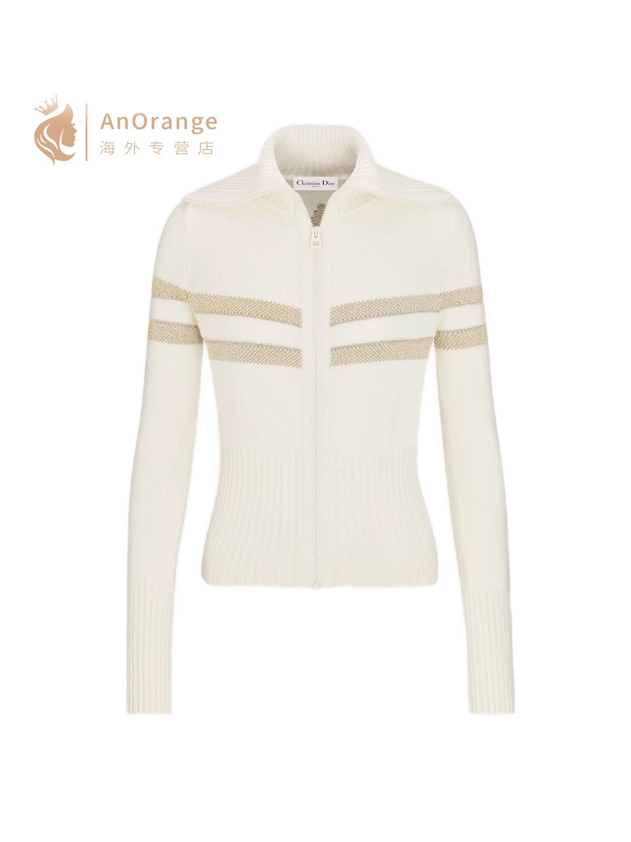 NO:569921,Model No. G25101764 Dio* new high-end customized cashmere yarn fabric, elegant and simple stripes with contrasting colors on the back, logo five-pointed star pattern, zipper, large lapel, slim fit, long-sleeved cardigan top!  Off-white, 36.38.40 (size 38, bust 88, raglan sleeves 69, length 56) hair, dior, alexander wang19860909款号G25101764 Dio*新款 高端定制山羊绒纱线面料、气质简约条纹撞色后背logo五角星图案拉链大翻领修身显瘦长袖针开衫上衣！米白色,36.38.40（38码胸围88,连肩袖69,衣长56）发,,dior,alexander wang,Women's clothing
