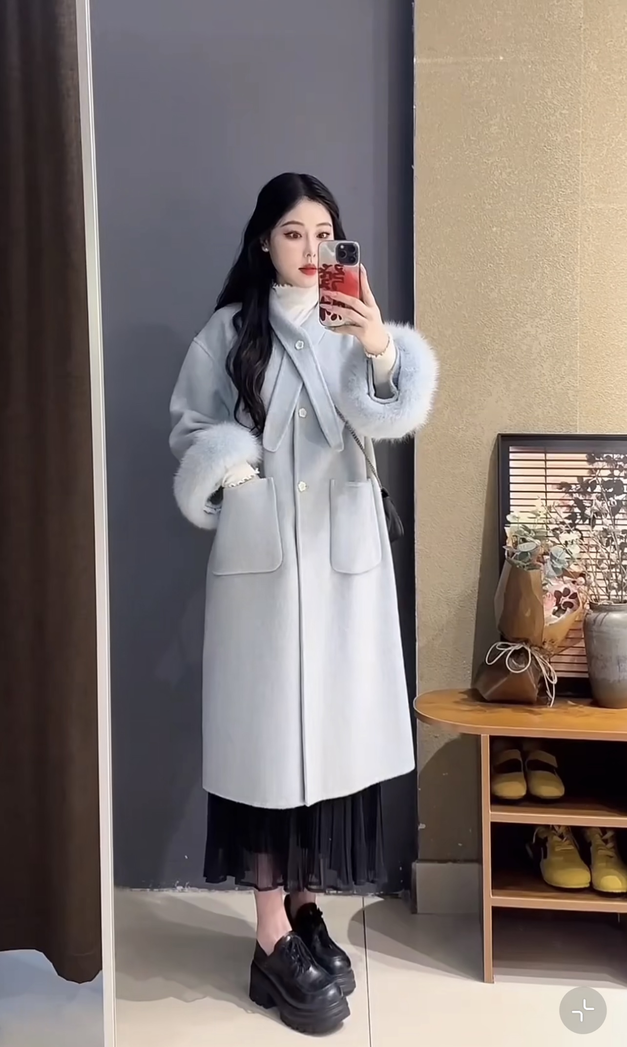 NO:591853,Model No. G25111483 MaxMar* new high-end customized Australian double-sided woolen high-quality fabric cuffs with removable fox fur collar decoration cross scarf collar loose fashionable temperament woolen coat jacket!  Off-white, purple, blue, charcoal black, (M size shoulder width 54, chest 114, sleeve length 48, clothing length 108) hair,,jackets & coats,alexander wang19860909款号G25111483 MaxMar*新款高端定制澳洲双面羊毛呢优质面料袖口可拆卸狐狸毛领装饰交叉围巾领宽松时尚气质毛呢大衣外套！米白色、紫色、蓝色、炭黑色、（M码肩宽54,胸围114,袖长48,衣长108）发,,jackets & coats,alexander wang,Women's clothing