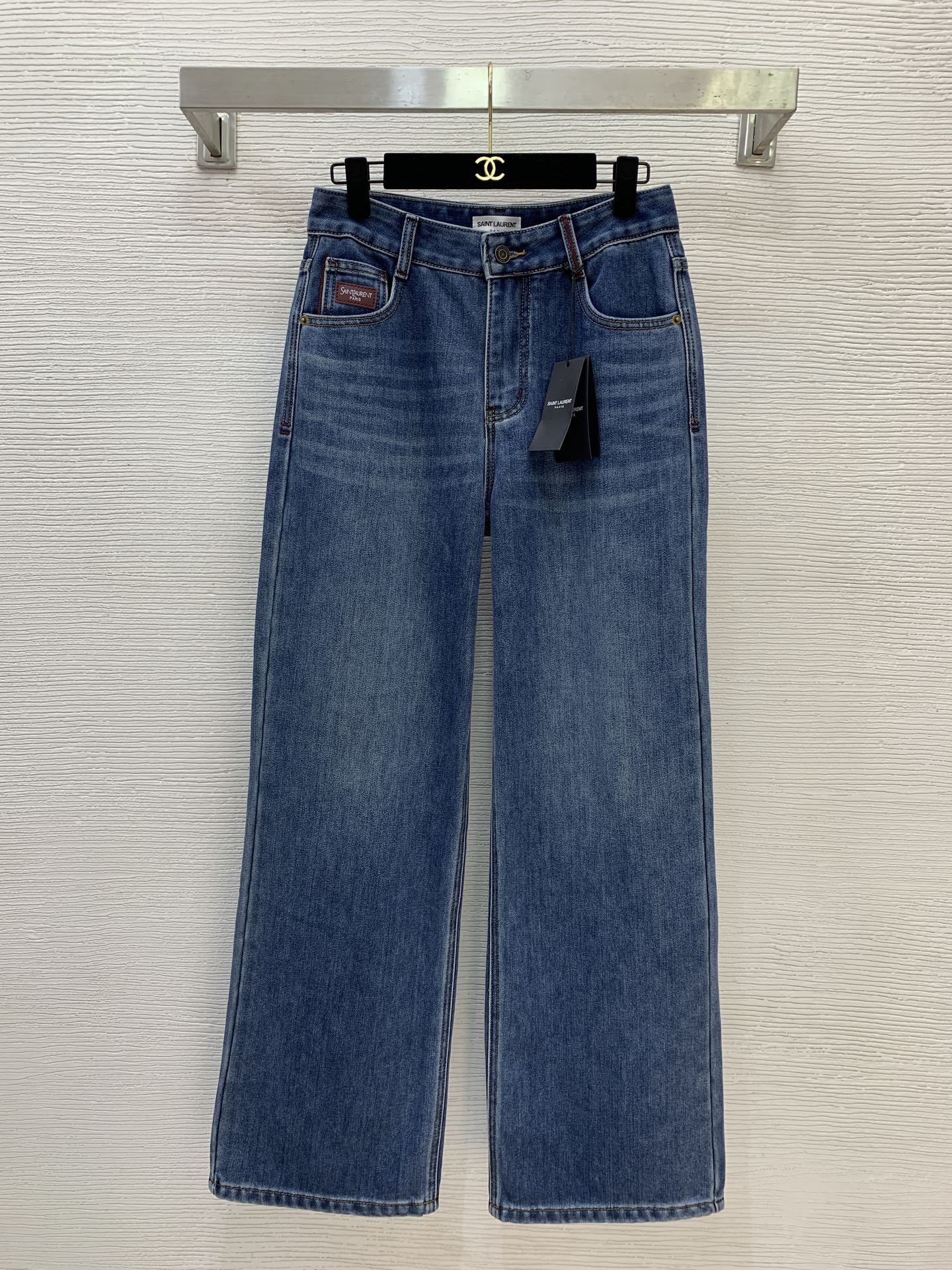NO:621520,Model No. G25112486 Velvet and thickened Yves Saint Laurent YSL* new model, high-end customized washed denim cotton fabric, contrasting leather logo decoration, embroidered letter logo, loose and versatile straight-leg wide-leg jeans!  (M size waist 70 non-elastic, pants length 104) hair,,saint laurent,saint laurent,jeans,alexander wang19860909款号G25112486 加绒加厚圣罗兰YSL*新款 高端定制洗水牛仔棉面料、撞色皮革徽标装饰刺绣字母logo宽松百搭直筒阔腿牛仔裤！（M码腰围70无弹,裤长104）发,,saint laurent,saint laurent,jeans,alexander wang,Women's clothing