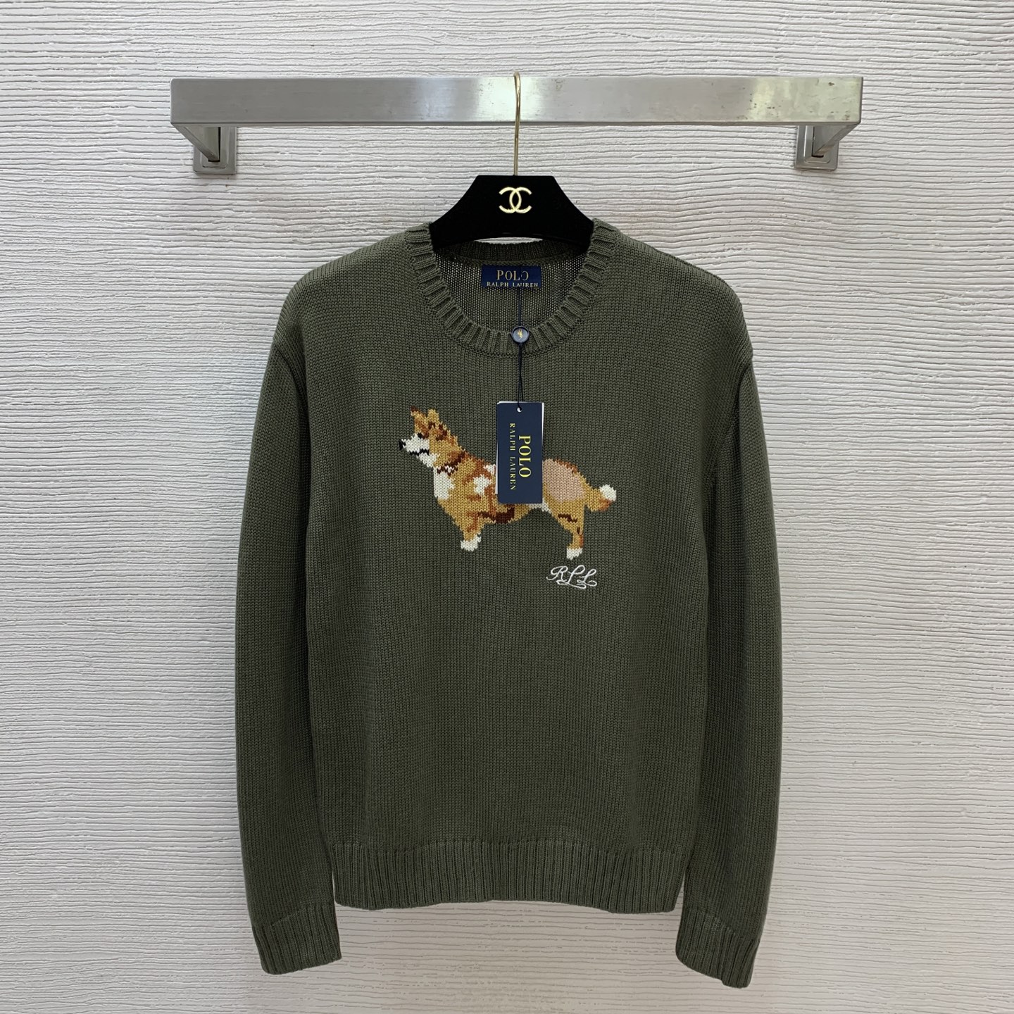 NO:621865,Style No. D25112573 Ralph Laure*Raff’s RL new model, customized wool blended yarn fabric, cartoon cute dog jacquard letter logo embroidery, versatile and fashionable round neck long-sleeved pullover sweater top!  Army green, (M size shoulder width 44, chest 88, sleeve length 54, dress length 55) hair, loro piana, alexander wang19860909款号D25112573 Ralph Laure*拉夫家RL新款 定制羊毛混纺纱线面料、卡通萌宠狗狗提花字母徽标刺绣百搭时尚圆领长袖套头针织衫上衣！军绿色,（M码肩宽44,胸围88,袖长54,衣长55）发,,loro piana,alexander wang,Women's clothing