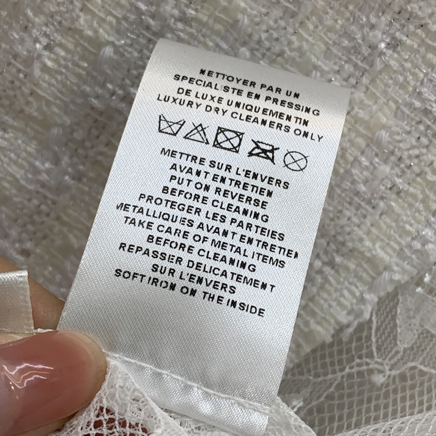 款号G BALMAI*N巴曼新款 银丝粗纺面料拼接透视性感蕾丝系扣门襟翻领修身长袖叠穿衬衣蕾丝上衣！黑色