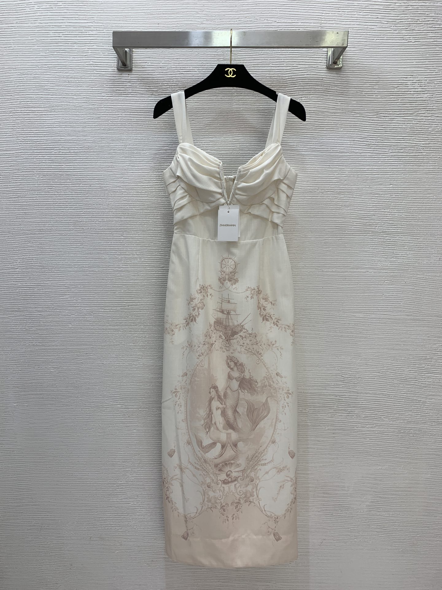 NO:686420,Style No. G25122614 ZIMMERMAN* Zimmerman Australian brand, high-end customized cotton and linen blended fabrics, pleated cup V-shaped sexy design on the chest, mermaid♀ pattern printing, slim fit mid-length suspender dress!  1.2.3.4/SMLXL (size 2 bust 80~88, elastic back, waist 68, skirt length 111) wholesale,,skirts,19860909款号G25122614 ZIMMERMAN*兹默曼澳洲品牌 高端定制棉麻混纺面料、胸前压褶杯罩V字性感设计、美人鱼♀图案印花修身显瘦中长款吊带连衣裙！1.2.3.4/SMLXL（2码胸围80～88后背打揽有弹力,腰围68,裙长111）批发,,skirts,,Women's clothing