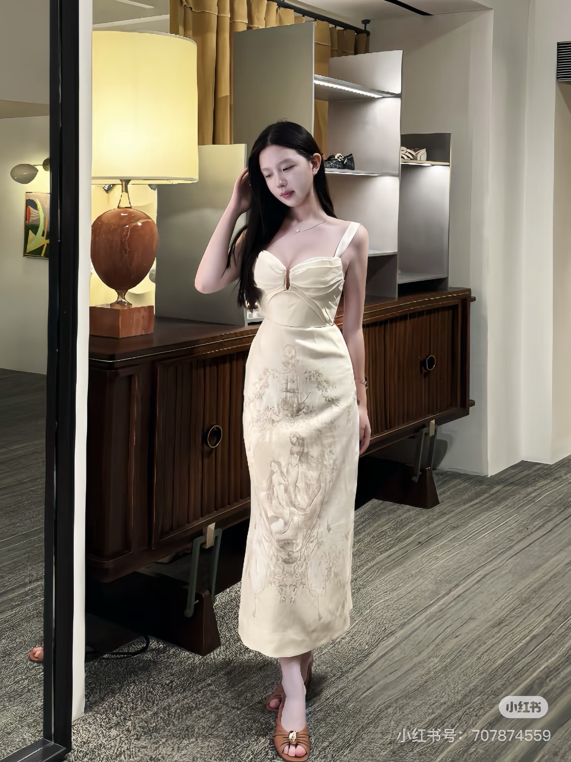 NO:677314,Style No. G25122614 ZIMMERMAN* Zimmerman Australian brand, high-end customized cotton and linen blended fabrics, pleated cup V-shaped sexy design on the chest, mermaid♀ pattern printing, slim fit mid-length suspender dress!  1.2.3.4/SMLXL (size 2, bust 80~88, elastic back, waist 68, skirt length 111), Zimmerman-clothing, skirts,19860909款号G25122614 ZIMMERMAN*兹默曼澳洲品牌 高端定制棉麻混纺面料、胸前压褶杯罩V字性感设计、美人鱼♀图案印花修身显瘦中长款吊带连衣裙！1.2.3.4/SMLXL（2码胸围80～88后背打揽有弹力,腰围68,裙长111）,兹默曼-服装,skirts,,Women's clothing