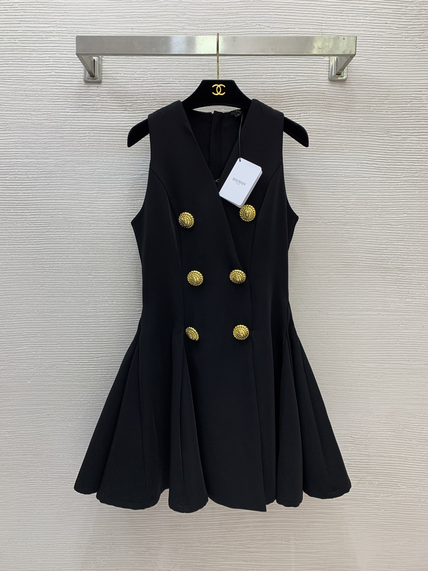 款号G Balmai*巴曼家2026年早春新款 高端定制字母logo拉链头、经典螺纹狮子头大金扣荷叶边拼