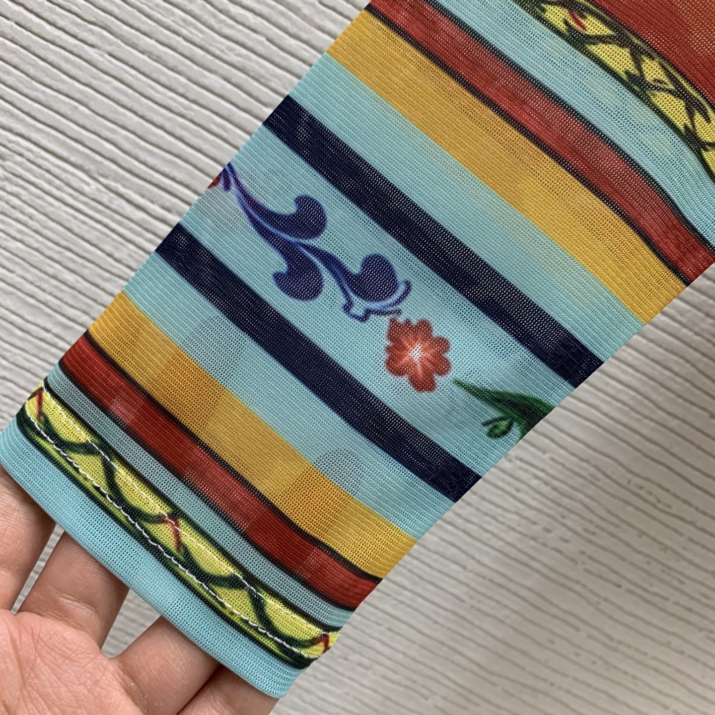 款号D 𝐃𝐨𝐥𝐜𝐞&𝐠𝐚𝐛𝐛𝐚𝐧𝐚杜嘉班纳DG*新款 柠檬🍋绿叶拼色印花时尚两件套装！修身显瘦圆领长袖网