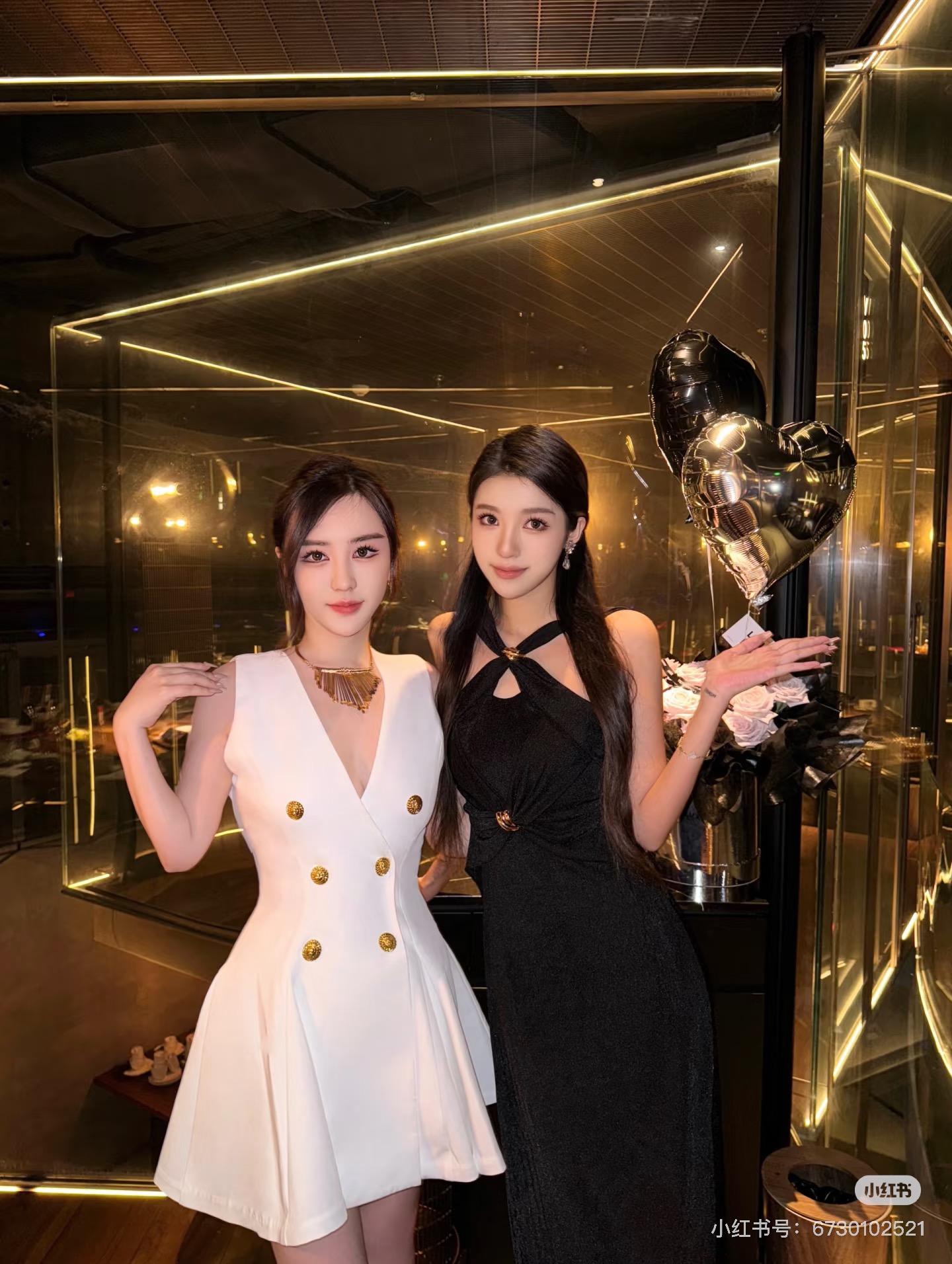 NO:689087,Style No. G26010167 Balmai* Balmai's 2026 early spring new style, high-end customized letter logo zipper puller, classic threaded lion head big gold buckle ruffle splicing puff skirt, double-breasted slim fit V-neck sleeveless vest dress!  Black, white, ~(M size bust 84~88, waist 72, skirt length 86), Balmain-clothing, balmain, balmain, skirts,19860909款号G26010167 Balmai*巴曼家2026年早春新款 高端定制字母logo拉链头、经典螺纹狮子头大金扣荷叶边拼接蓬蓬裙摆、双排扣修身显瘦V领无袖背心连衣裙！黑色、白色、～（M码胸围84～88,腰围72,裙长86）,巴尔曼-服装,balmain,balmain,skirts,,Women's clothing