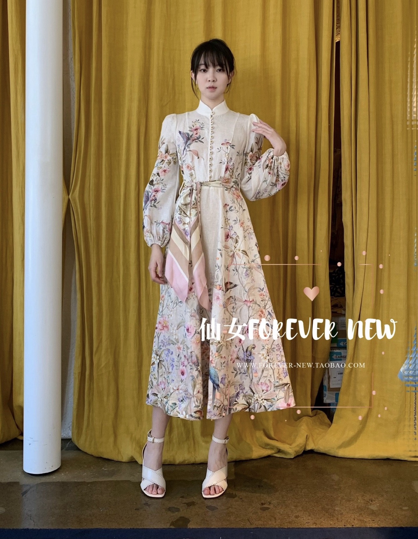 NO:694932,Model No. G26010349 ZIMMERMA*N Zimmerman Australian brand high-end customized fabrics, full of spring bird branches and flower patterns printed with pearls and diamonds single-breasted half-platform small stand-up collar waist slimming mid-length lantern sleeve dress with silk scarf belt!  (Small size shoulder width 32, bust 84, waist 70, sleeve length 53, skirt length 121) hair,,skirts,19860909款号G26010349 ZIMMERMA*N兹默曼澳洲品牌高端定制面料、春意盎然鸟儿枝头花朵图案印花珍珠镶钻单排扣半开襟小立领收腰显瘦中长款灯笼袖连衣裙配丝巾腰带！ （S码肩宽32,胸围84,腰围70,袖长53,裙长121）发,,skirts,,Women's clothing