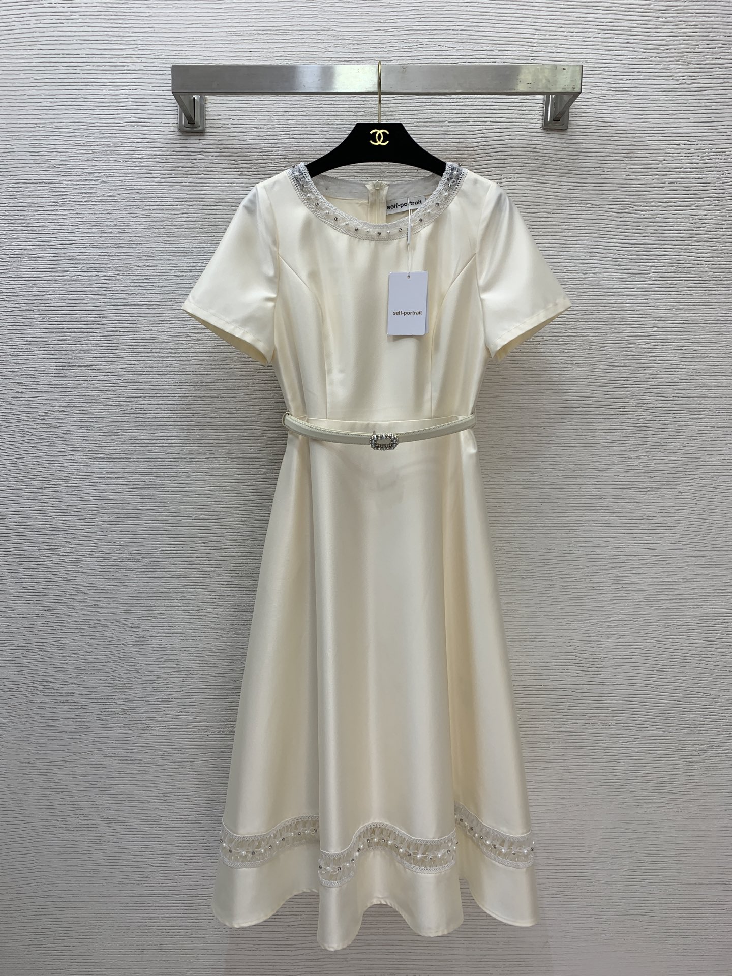 NO:708299,Model No. G26010972 Self-portrai* New model SP Home custom-made high-end high-quality fabrics, heavy beading mesh, lace decoration, waist slimming, large skirt, short-sleeved mid-length dress with belt!  Purple, pink, apricot, ~ (M size bust 88, waist 72, sleeve length 22, skirt length 113) hair, skirts, T-shirt,19860909款号G26010972 Self-portrai*新款 SP家定制高端优质面料、重工钉珠网纱打揽花边装饰收腰显瘦大裙摆短袖中长款连衣裙配腰带！紫色、粉色、杏色、～（M码胸围88,腰围72,袖长22,裙长113）发,,skirts,T-shirt,,Women's clothing