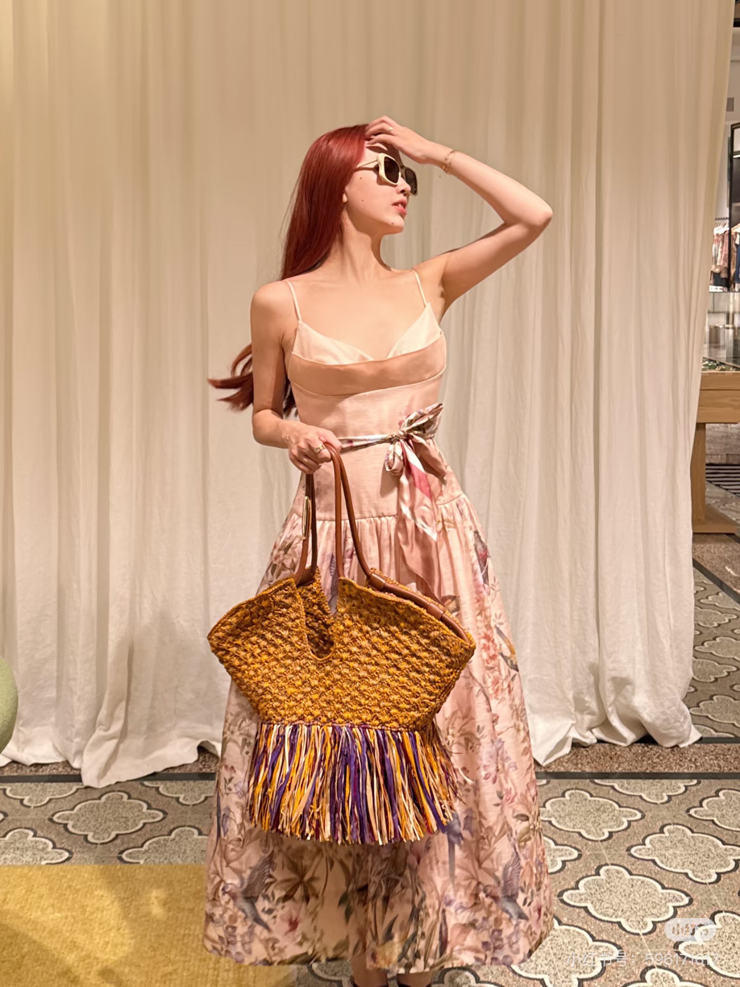 NO:701032,Style No. G26010843 ZIMMERMA*N ZIMMERMA*N Australian brand high-end customization, 2026 spring and summer holiday style fashionable printed parrot flower branch pattern with silk scarf belt to slim the waist and a large skirt long suspender dress!  1.2.3.4/SMLXL (size 2, bust 84~88, elastic back, waist 86, skirt length 106), Zimmerman-clothing, skirts,19860909款号G26010843 ZIMMERMA*N兹默曼澳洲品牌高端定制、2026年春夏度假风时尚印花鹦鹉花枝图案搭配丝巾腰带收腰显瘦大裙摆长款吊带连衣裙！1.2.3.4/SMLXL（2码胸围84～88后背打揽弹力,腰围86,裙长106）,兹默曼-服装,skirts,,Women's clothing