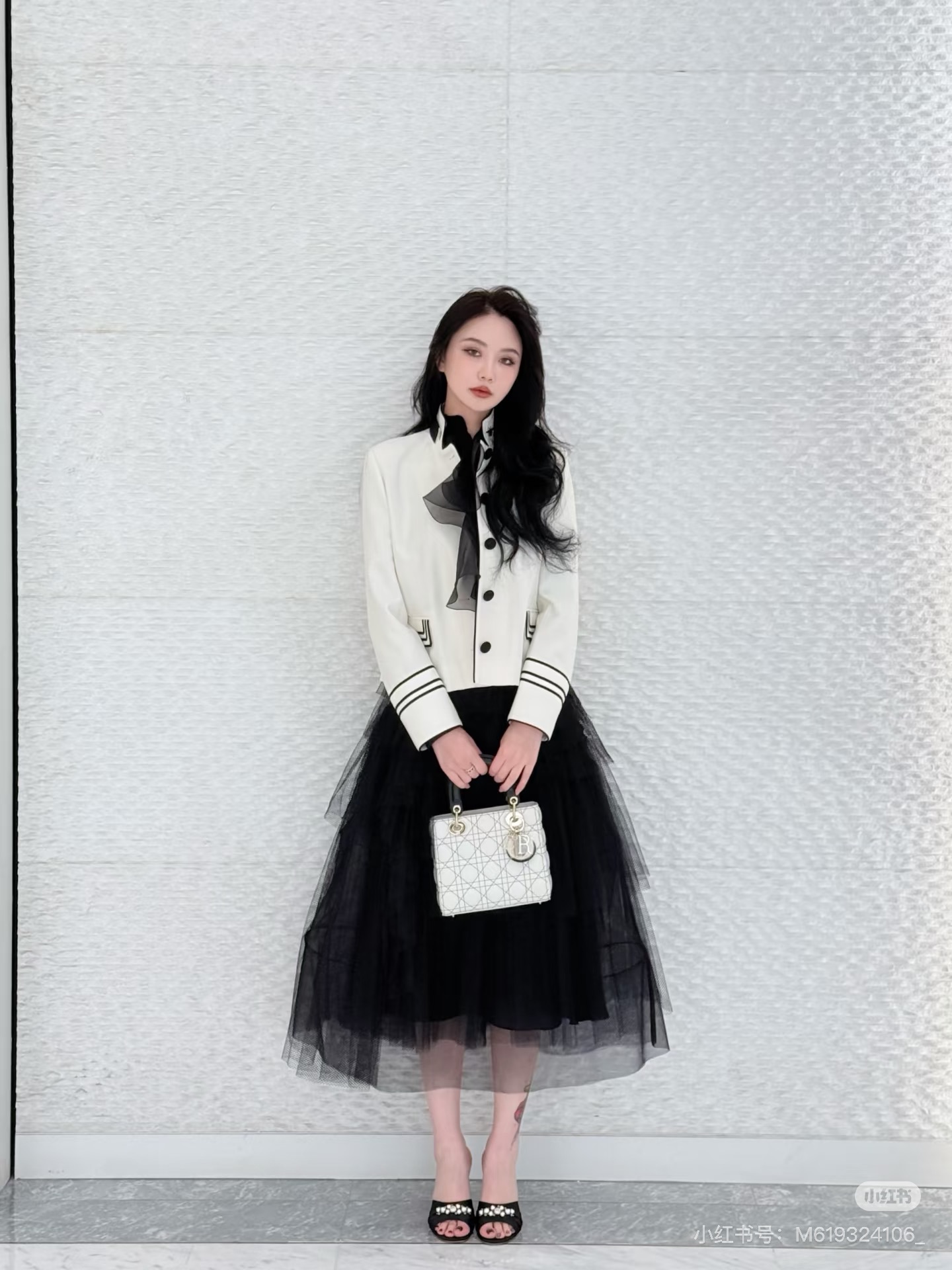 NO:713495,Style No. G26011743 Dio* new model, high-end customized quality!  Knight navy style contrast stripe stitching with bee embroidery decoration short stand collar long sleeve jacket!  Off-white, 36-38-40-42 (size 38, shoulder width 38 with shoulder pads, bust 92, sleeve length 59, dress length 51) hair,, dior, jackets & coats, jackets & coats,19860909款号G26011743 Dio*新款 高端定制精品质量！骑士海军风撞色条纹拼接小蜜蜂刺绣装饰短款立领长袖夹克外套！灰白色,36-38-40-42（38码肩宽38有垫肩,胸围92,袖长59,衣长51）发,,dior,jackets & coats,jackets & coats,,Women's clothing