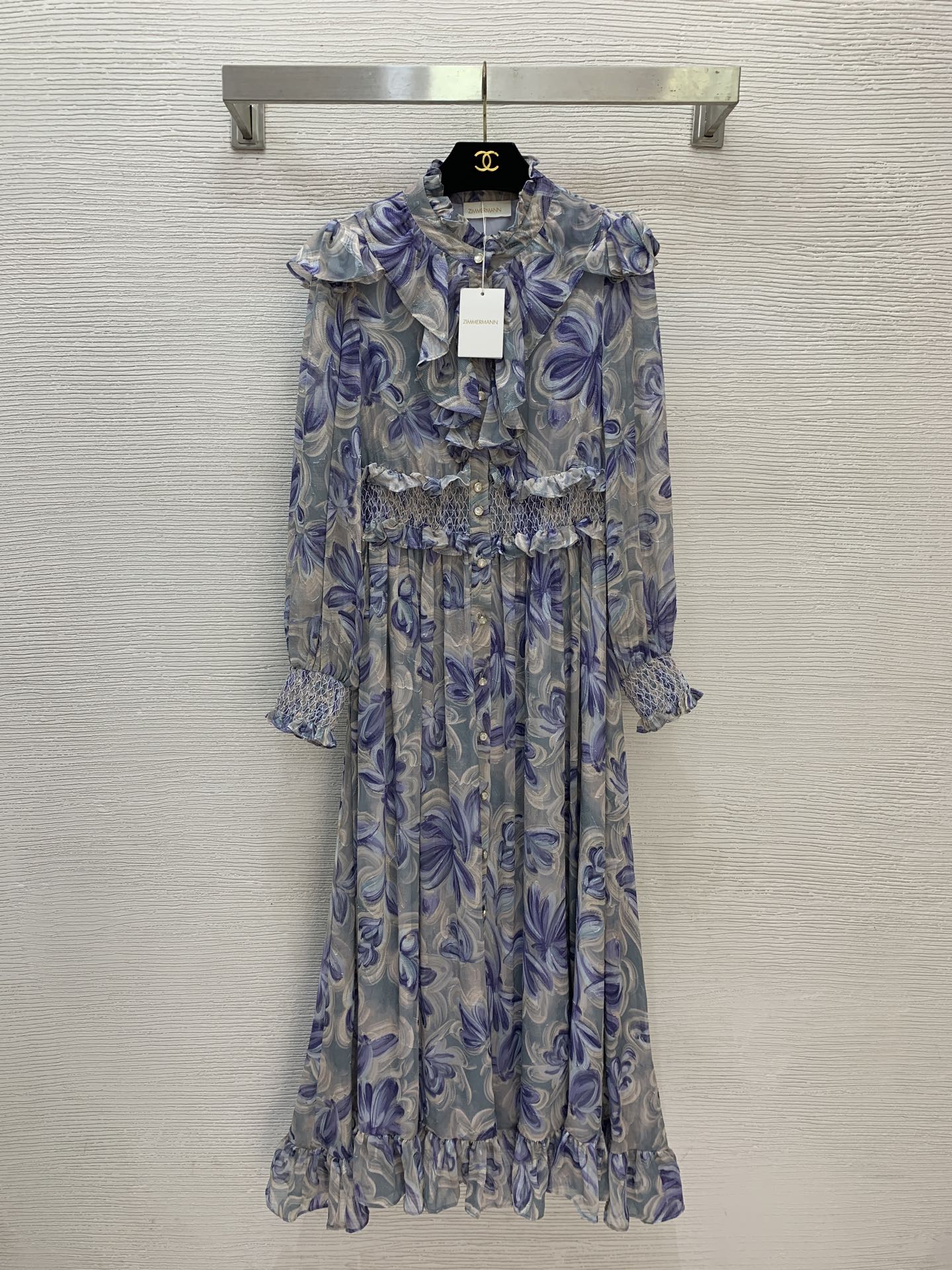 款号G ZIMMERMA*N兹默曼澳洲品牌 高端定制重工人丝剪花面料、荷叶边拼接单排扣门襟打揽收腰设计大