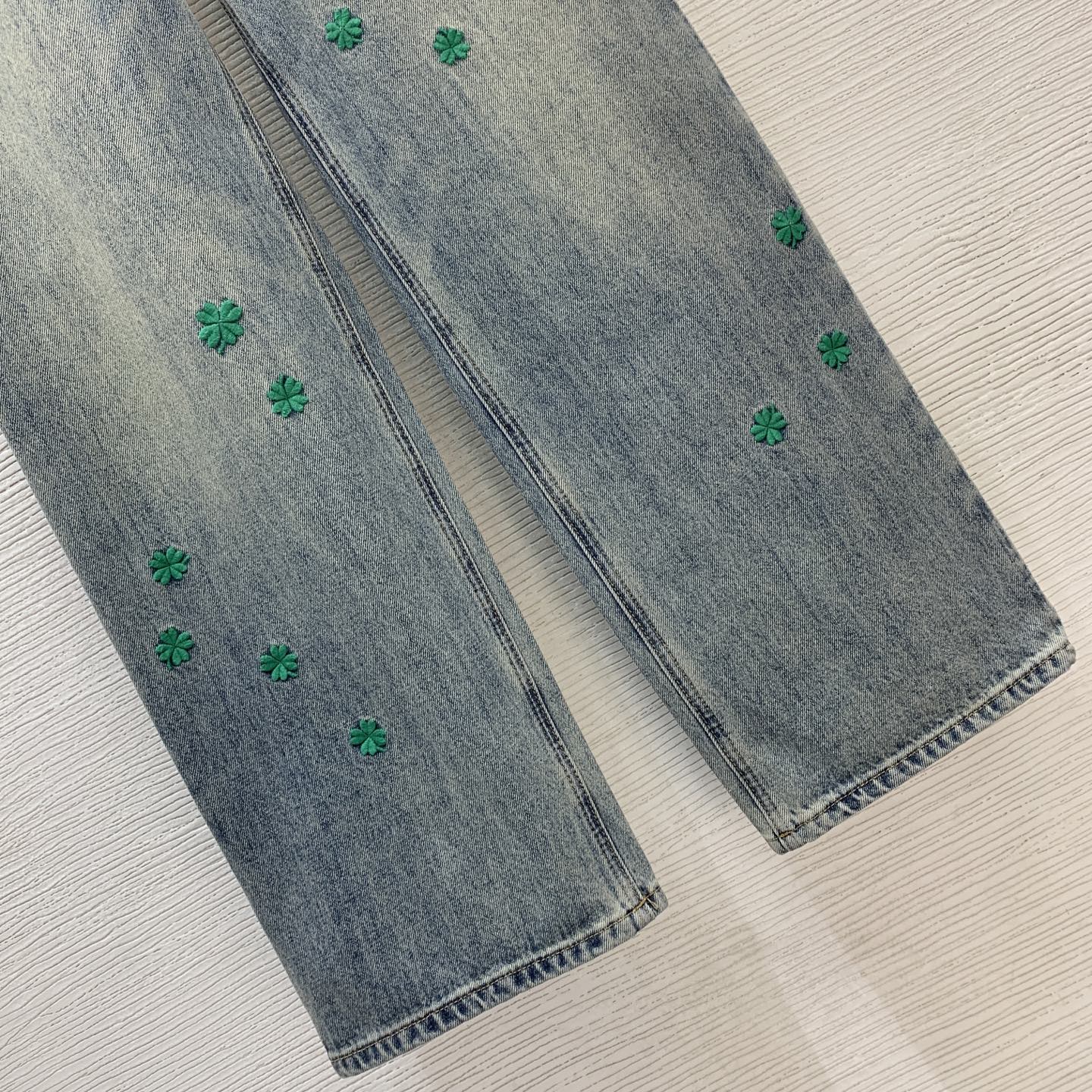 款号G Dio*新款 高端定制洗水牛仔棉面料、立体刺绣四叶草🍀装饰时尚百搭直筒牛仔裤长裤！𝑺 𝑴 𝑳（M