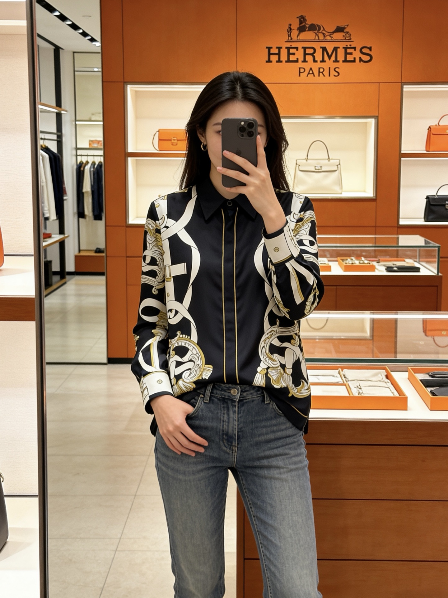款号G HERMÈ*S新款高端精品定制采用19姆米100%Silk真丝斜纹绸面料、时尚复古图案飘带印花系