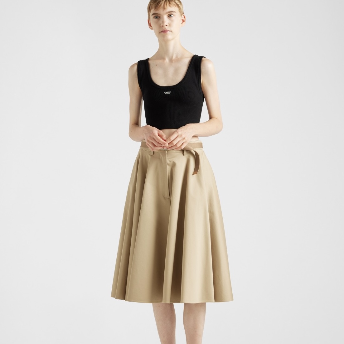 NO:743072,The highest version on the market, the girl inspects the goods, trims the three marks on the threads, pictures the goods and takes videos. If you want quality or service, please add me on WeChat. We do not accept urgent orders. Model No. G30612  PRAD*A, the new and highest version on the market, has a girl who inspects the goods, trims the three marks on the threads, pictures of the goods and takes a video. If you want quality and service, add me on WeChat. We will not accept urgent orders. Model P's high-end customized twill cotton fabric, classic triangle logo logo with belt decoration, high waist, slimming and large hem. The girl of the highest version on the market inspects the goods, trims the three marks on the threads, pictures of the goods and takes a video. If you want quality and service, add me on WeChat. We do not accept urgent orders. Style skirt!  Khaki, (S size waist 62, skirt length 75), Prada-clothing, prada, prada, skirts,19860909市面最高版本小妹验货、修剪线头上三标、货可图及拍视频,要品质要服务的加我微信,不接急单.款号G30612 PRAD*A新市面最高版本小妹验货、修剪线头上三标、货可图及拍视频,要品质要服务的加我微信,不接急单.款P家高端定制斜纹棉布面料、经典三角标logo徽标搭配腰带装饰高腰显瘦大摆中长市面最高版本小妹验货、修剪线头上三标、货可图及拍视频,要品质要服务的加我微信,不接急单.款半身裙！卡其色、 （S码腰围62,裙长75）,普拉达-服装,prada,prada,skirts,,Women's clothing