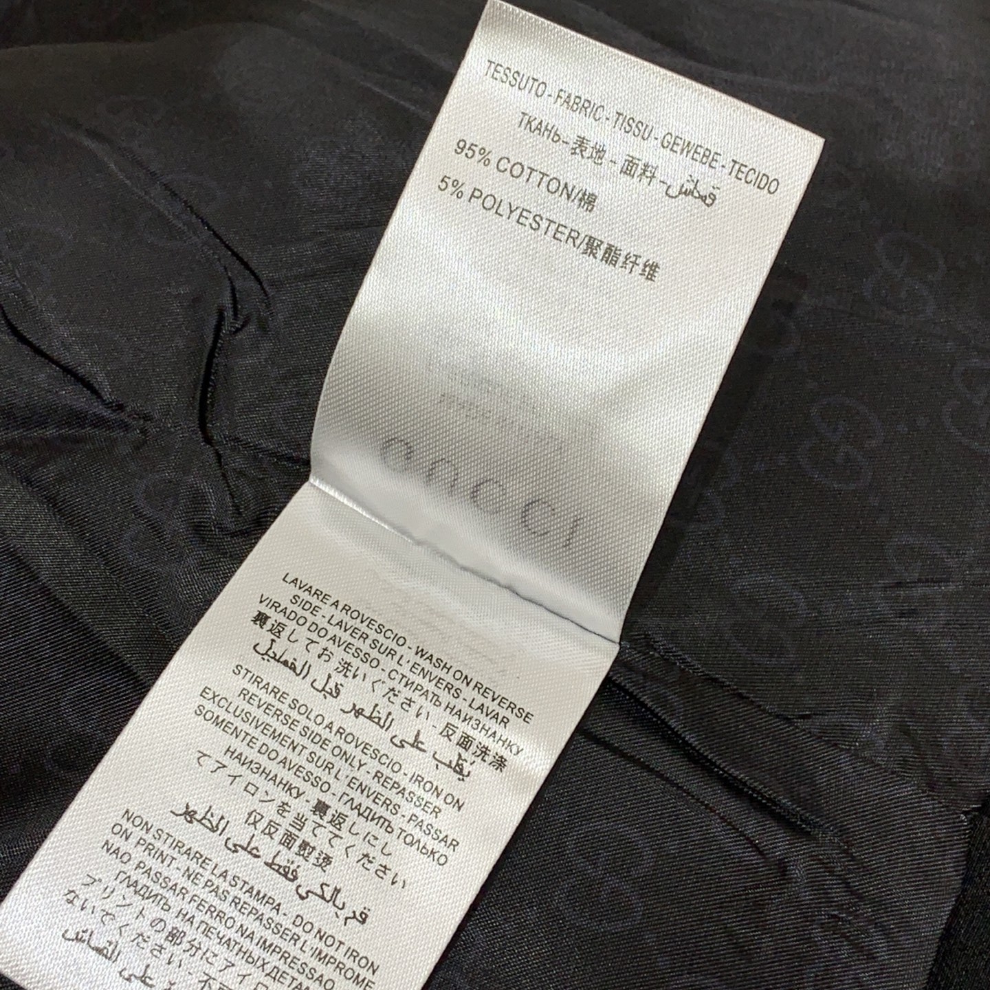 款号G 跑量推荐😍GUCC*新款定制字母GG五金纽扣系扣门襟翻领长袖短款外套上衣！𝑺 𝑴 𝑳（M码：肩宽