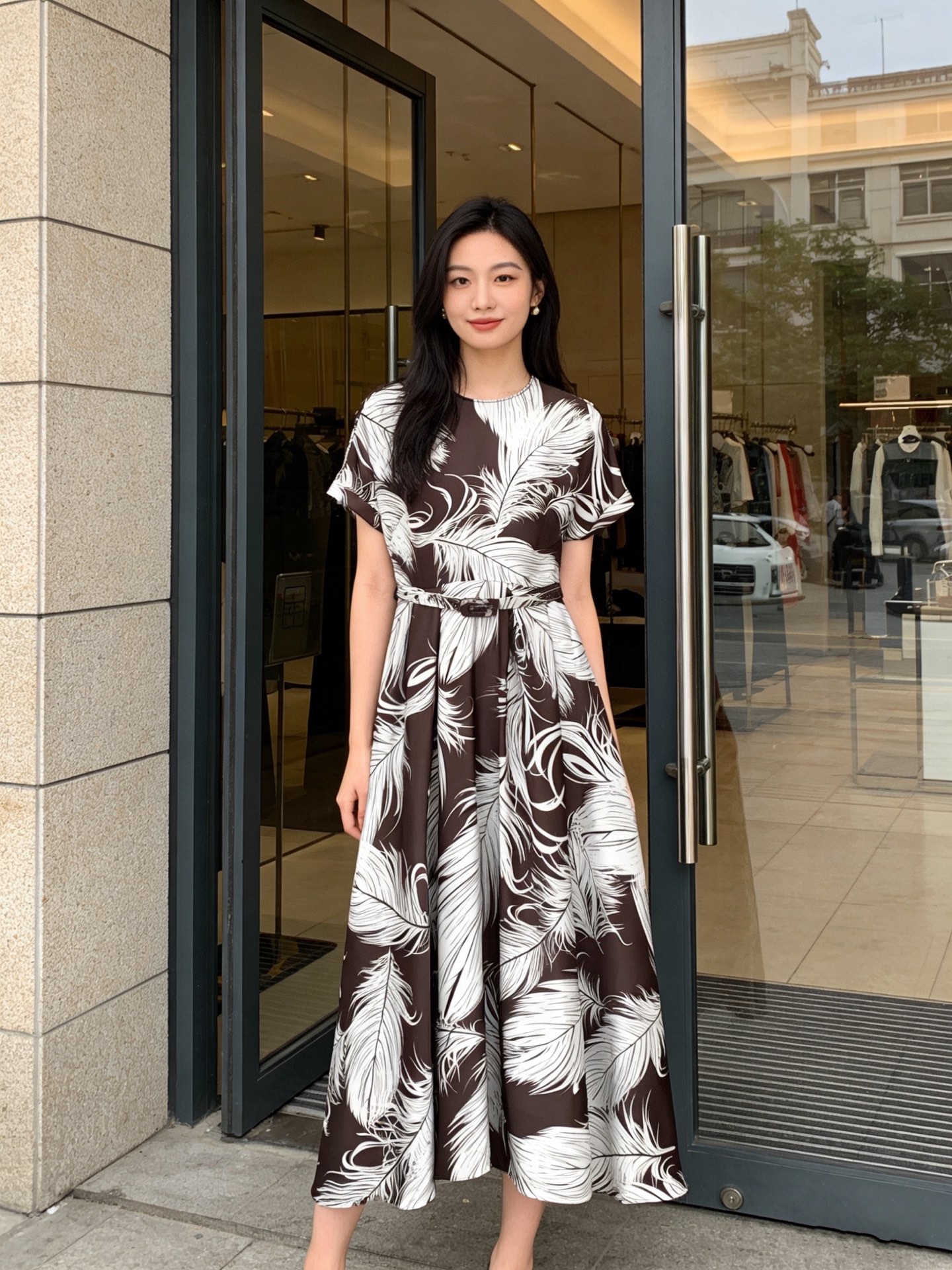 NO:752421,Style No. G26031254 ZIMMERMA*N Australian brand, high-end customized drape fabric, all-over feather pattern printing, waist slimming, large hem, bat-sleeved short-sleeved dress!  (S size bust 86, waist 68, raglan sleeve length 29, skirt length 128) batch,,skirts,T-shirt,19860909款号G26031254 ZIMMERMA*N兹默曼澳洲品牌 高端定制垂感面料、通体羽毛图案印花收腰显瘦大裙摆蝙蝠袖短袖连衣裙！ （S码胸围86,腰围68,连肩袖长29,裙长128）批,,skirts,T-shirt,,Women's clothing