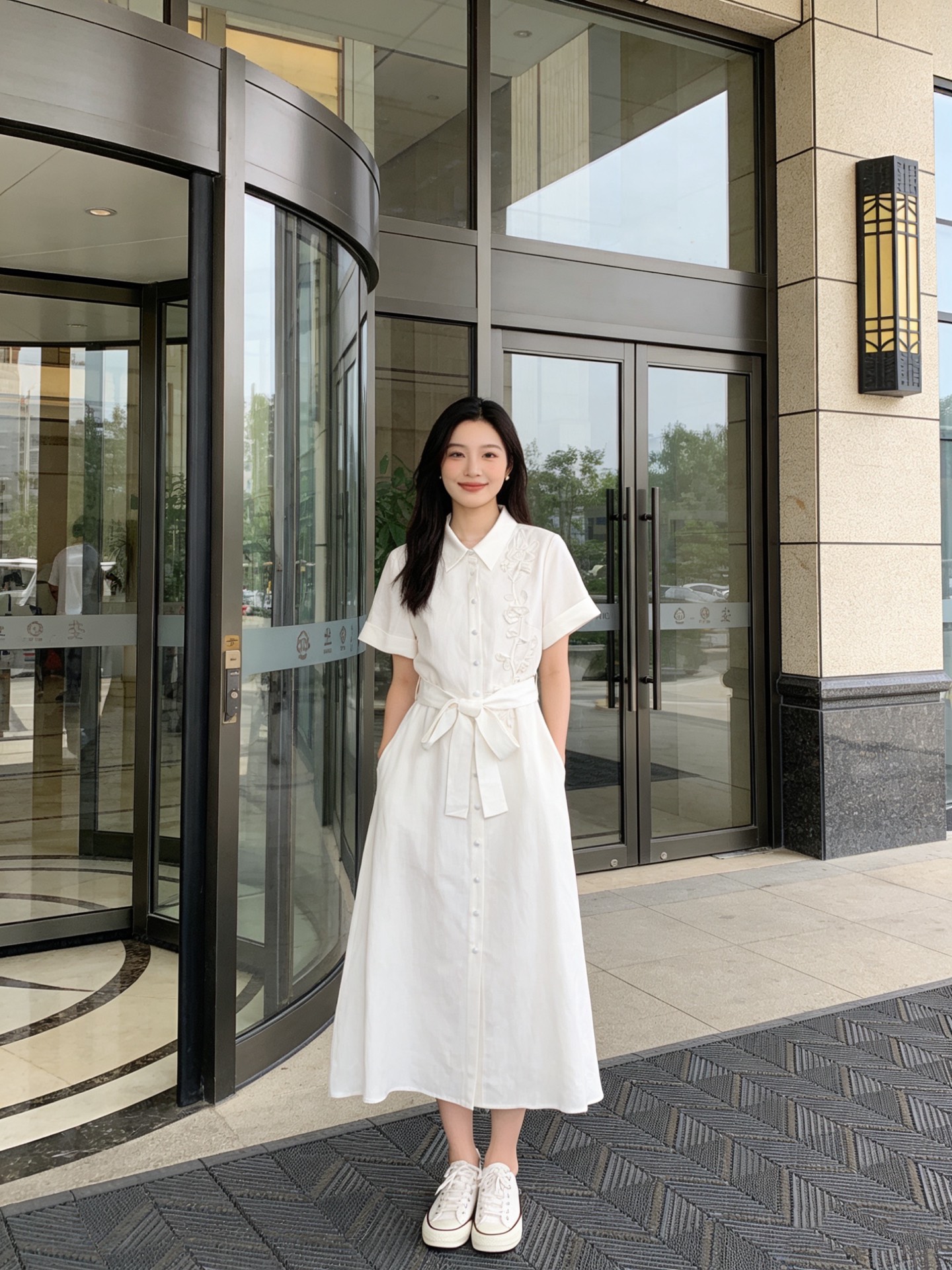 款号G 𝐂𝐡𝐫𝐢𝐬𝐭𝐢𝐚𝐧 Dio*新款高端定制亚麻混纺优质面料、立体贴花刺绣装饰单排扣前襟收腰显瘦翻边
