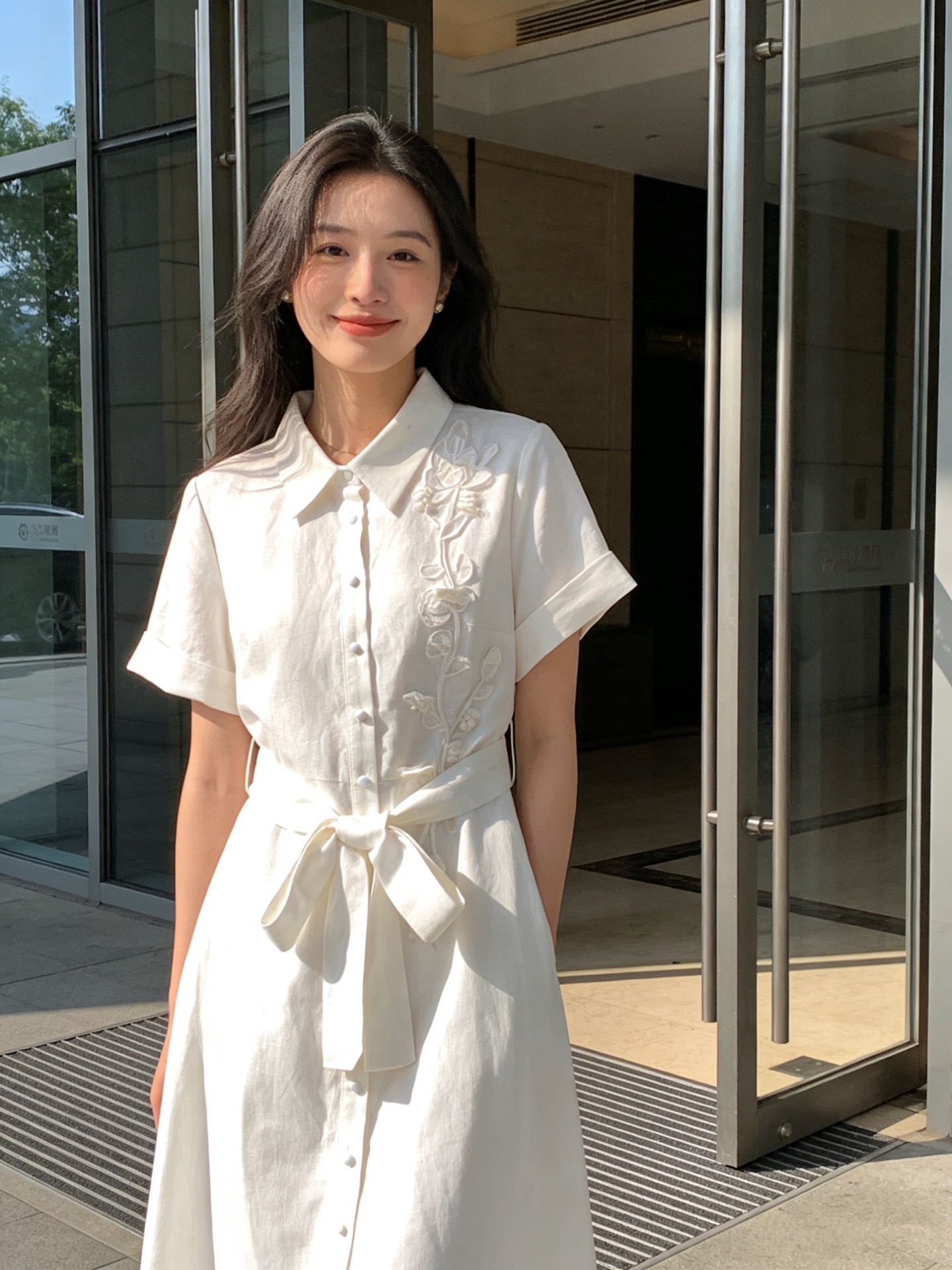 款号G 𝐂𝐡𝐫𝐢𝐬𝐭𝐢𝐚𝐧 Dio*新款高端定制亚麻混纺优质面料、立体贴花刺绣装饰单排扣前襟收腰显瘦翻边