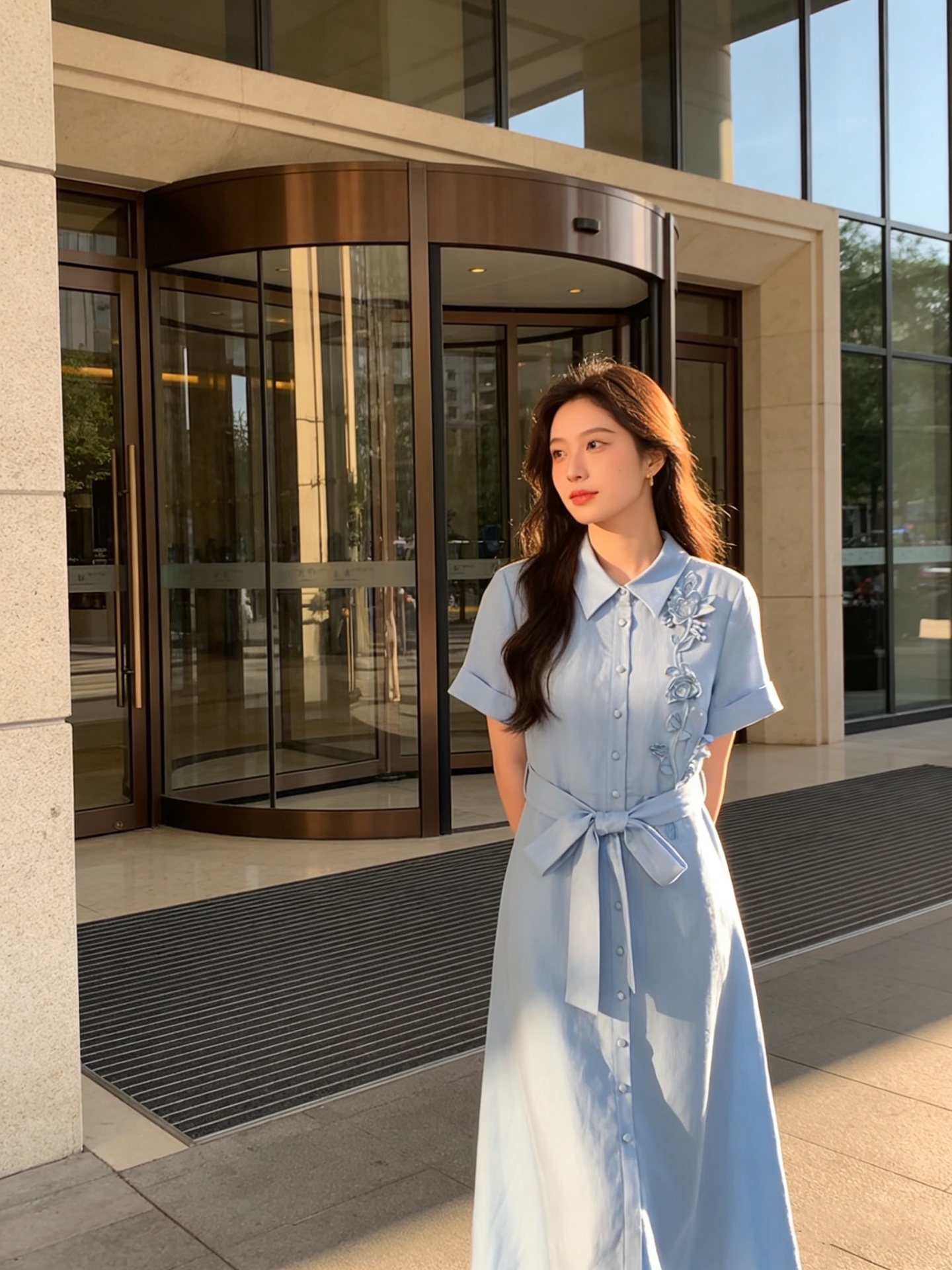 款号G 𝐂𝐡𝐫𝐢𝐬𝐭𝐢𝐚𝐧 Dio*新款高端定制亚麻混纺优质面料、立体贴花刺绣装饰单排扣前襟收腰显瘦翻边
