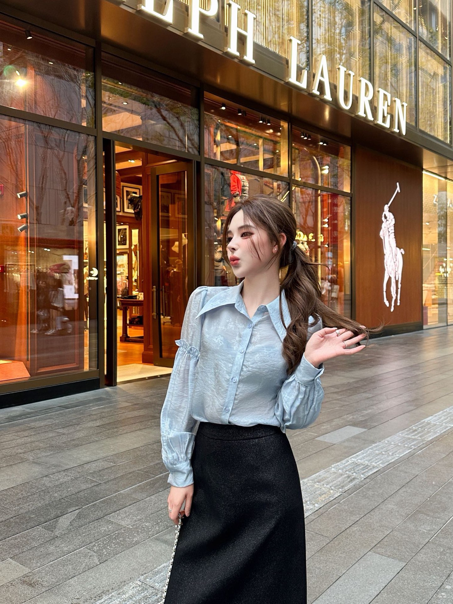 NO:744534,The highest version of the girl on the market will inspect the goods, trim the three marks on the threads, and ship the goods. If you want quality and service, please add me on WeChat. We will not accept urgent orders. Model No. G2603375 Dio* The new highest version on the market. The girl will inspect the goods, trim the three marks on the threads, and ship the goods. If you want quality and service, please add me on WeChat. We will not accept urgent orders. Style and age-reducing fashionable two-piece suit!  Pleated jacquard fabric, button placket, peaked collar, long-sleeved shirt, high waist, hip-hugging, blingbling, slim and long, the highest version on the market. The girl will inspect the goods, trim the three marks on the threads, and send pictures and videos before delivery. If you want quality and service, please add me on WeChat. We will not accept urgent orders. This skirt!  Blue, pink, (M size bust 94, sleeve length 61, dress length 57; waist 68, hip 92, skirt length 78), Dior-clothing, dior, dior, skirts,19860909市面最高版本小妹验货、修剪线头上三标、发货可发图及拍视频,要品质要服务的加我微信,不接急单.款号G2603375 Dio*新市面最高版本小妹验货、修剪线头上三标、发货可发图及拍视频,要品质要服务的加我微信,不接急单.款 气质减龄时尚两件套装！褶痕提花面料系扣门襟翻尖领长袖衬衣高腰包臀blingbling细闪长市面最高版本小妹验货、修剪线头上三标、发货可发图及拍视频,要品质要服务的加我微信,不接急单.款半身裙！蓝色、粉色、 （M码胸围94,袖长61,衣长57；腰围68,臀围92,裙长78）,迪奥-服装,dior,dior,skirts,,Women's clothing