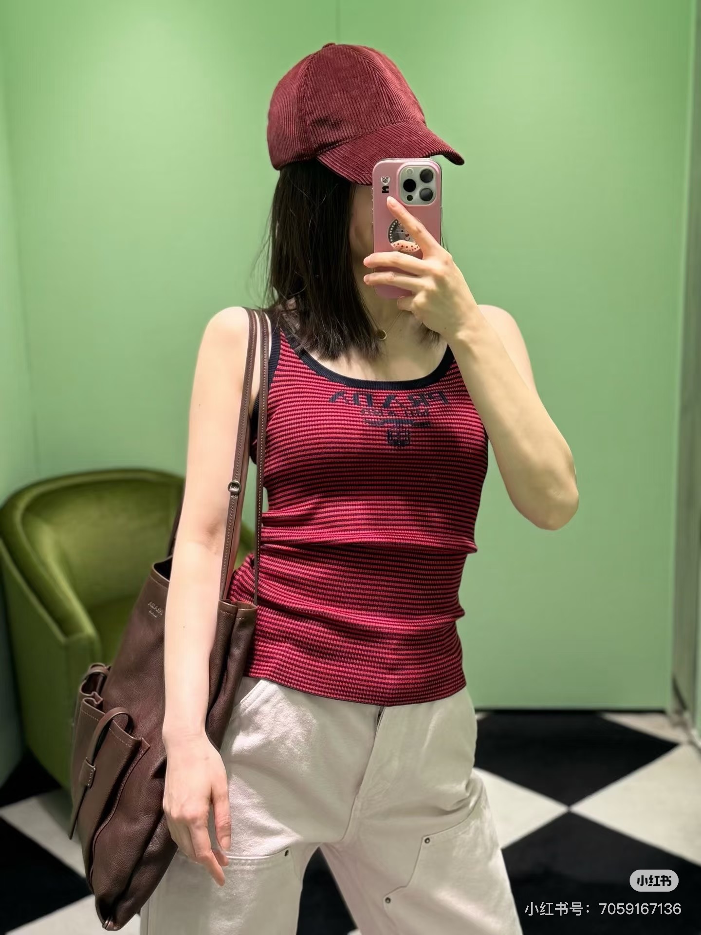 NO:752917,Model number G26031327 PRAD*A new high-end customized contrasting color hemmed letter logo logo slim fit stretch knitted vest halter top!  Navy blue, burgundy, (M size bust 70, length 57) batch,, prada,19860909款号G26031327 PRAD*A新款 高端定制撞色包边字母logo徽标修身显瘦弹力针织背心吊带上衣！藏蓝色、酒红色、（M码胸围70,衣长57）批,,prada,,Women's clothing