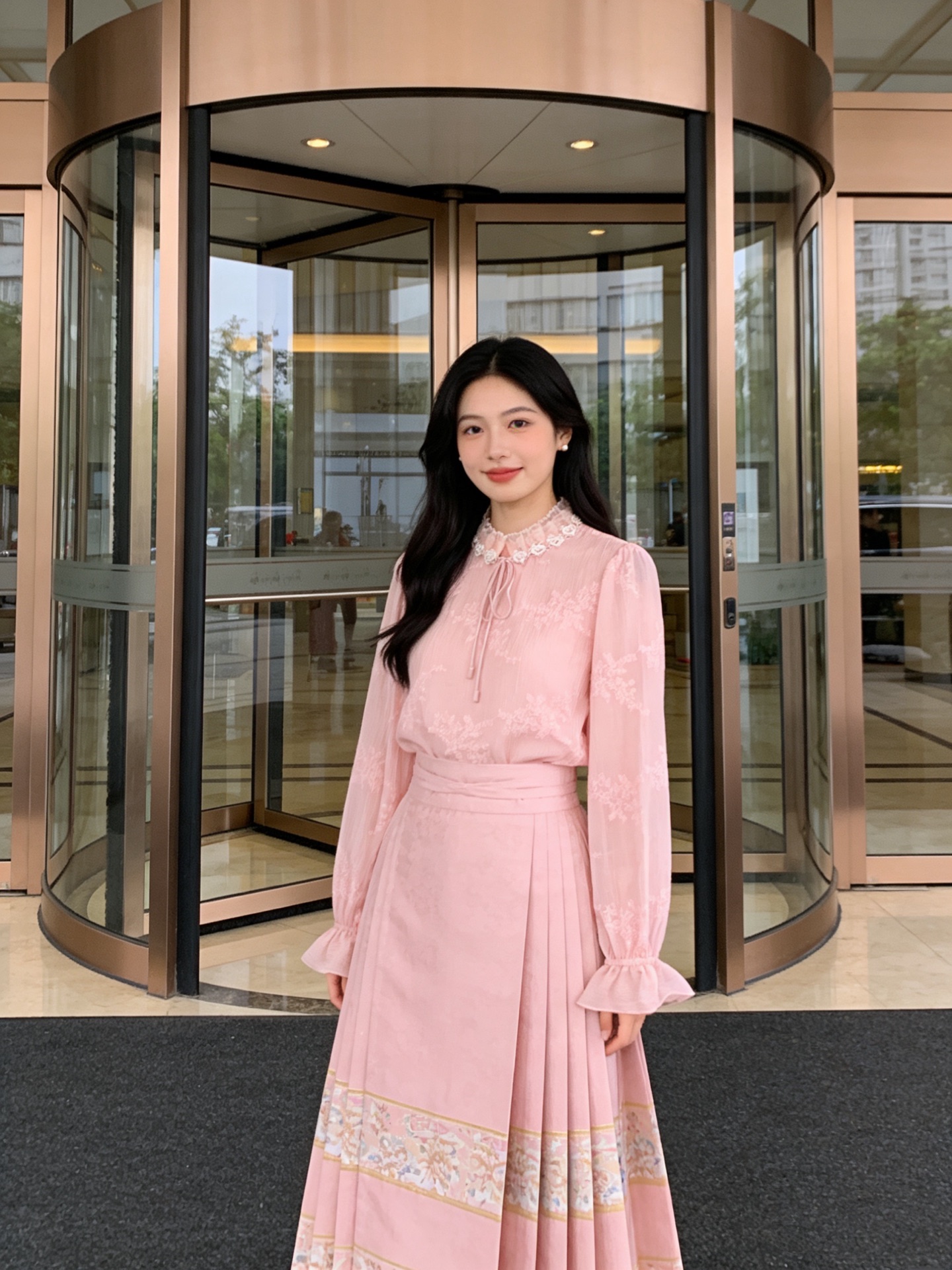 NO:755453,The girl of the highest version on the market will inspect the goods, trim the three marks on the threads, and ship the goods. If you want quality and service, please add me on WeChat. We will not accept urgent orders. Model No. G31675 & Dolce & Gabbana DG* The latest version of the highest version on the market. The girl will inspect the goods, trim the three marks on the threads, and ship the goods. You can send pictures and videos. If you want quality and service, please add me on WeChat. We will not accept urgent orders. High-end customized embroidered fabrics, lace beading on the collar, loose and versatile stand-up collar long-sleeved shirt!  Pink, apricot, (S size shoulder width 35, bust 92, sleeve length 58, dress length 59), Dolce&Gabbana-clothing, Dolce&Gabbana,19860909市面最高版本小妹验货、修剪线头上三标、发货可发图及拍视频,要品质要服务的加我微信,不接急单.款号G31675 &杜嘉班纳DG*新市面最高版本小妹验货、修剪线头上三标、发货可发图及拍视频,要品质要服务的加我微信,不接急单.款高端定制绣花面料、领口蕾丝钉珠装饰宽松百搭立领长袖衬衣！粉色、杏色、 （S码肩宽35,胸围92,袖长58,衣长59）,杜嘉班纳-服装,Dolce&Gabbana,,Women's clothing