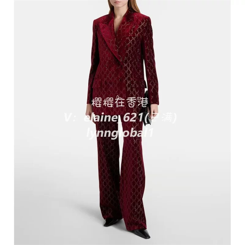 NO:755452,The girl of the highest version on the market inspects the goods, trims the three marks on the threads, pictures of the goods and takes videos. If you want quality and service, please add me on WeChat. No urgent orders will be accepted. Model No. D26031725 GUCC* The latest version of the girl on the market inspects the goods, trims the three marks on the threads, pictures of the goods and takes videos. If you want quality and service, add me on WeChat and does not accept urgent orders. Model. All-over letter GG high temperature rhinestones on both sides. Pockets. Elastic waist, loose and versatile straight velvet trousers!  Red, (M size waist 66 high elasticity, hip 98, pants length 103), Gucci-clothing, gucci, gucci,19860909市面最高版本小妹验货、修剪线头上三标、货可图及拍视频,要品质要服务的加我微信,不接急单.款号D26031725 GUCC*新市面最高版本小妹验货、修剪线头上三标、货可图及拍视频,要品质要服务的加我微信,不接急单.款 通体字母GG高温烫钻两侧口袋松紧腰宽松百搭直筒丝绒长裤！红色,（M码腰围66高弹力,臀围98,裤长103）,古驰-服装,gucci,gucci,,Women's clothing