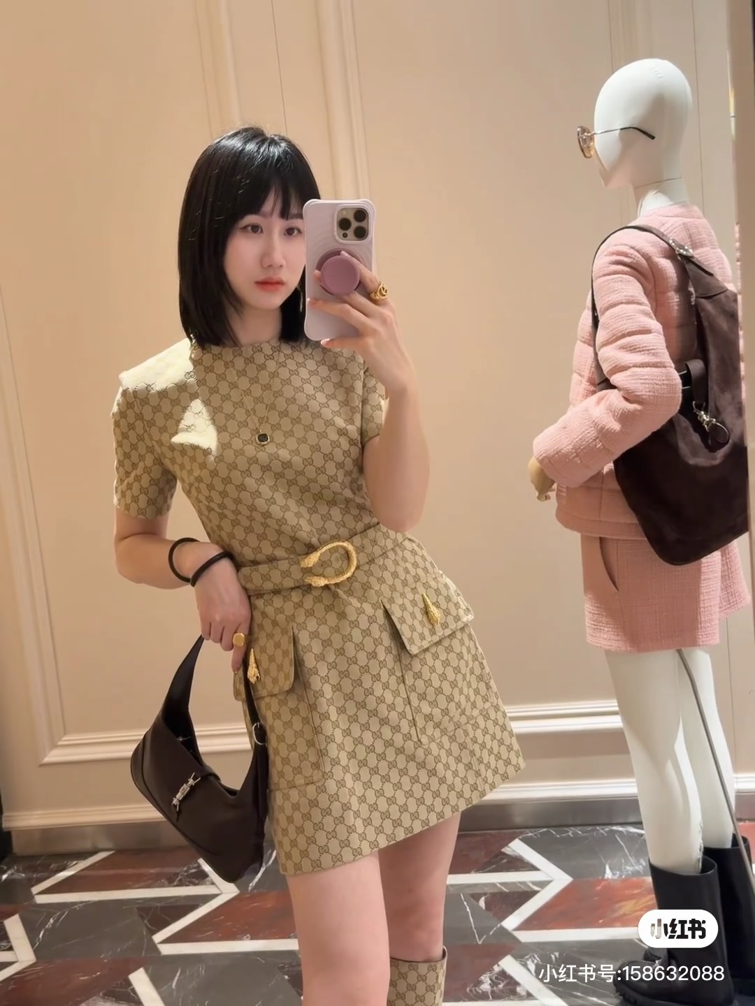 NO:775083,The girl of the highest version on the market inspects the goods, trims the three marks on the threads, pictures of the goods and takes videos. If you want quality and service, please add me on WeChat. We will not accept urgent orders. Model No. G26032386 GUCC* The latest version of the girl on the market will inspect the goods, trim the three marks on the threads, show pictures of the goods and take videos. If you want quality and service, please add me on WeChat and we will not accept urgent orders. Customized all-over letter logo jacquard metal accessories from G family to decorate a slim-fitting short-sleeved dress with a belt!  (M size shoulder width 37, bust 90, sleeve length 22, skirt length 82), Gucci-clothing, gucci, gucci, gucci, skirts, T-shirt,19860909市面最高版本小妹验货、修剪线头上三标、货可图及拍视频,要品质要服务的加我微信,不接急单.款号G26032386 GUCC*新市面最高版本小妹验货、修剪线头上三标、货可图及拍视频,要品质要服务的加我微信,不接急单.款G家定制通体字母logo提花金属配件装饰修身显瘦短袖连衣裙配腰带！（M码肩宽37,胸围90,袖长22,裙长82）,古驰-服装,gucci,gucci,gucci,skirts,T-shirt,,Women's clothing