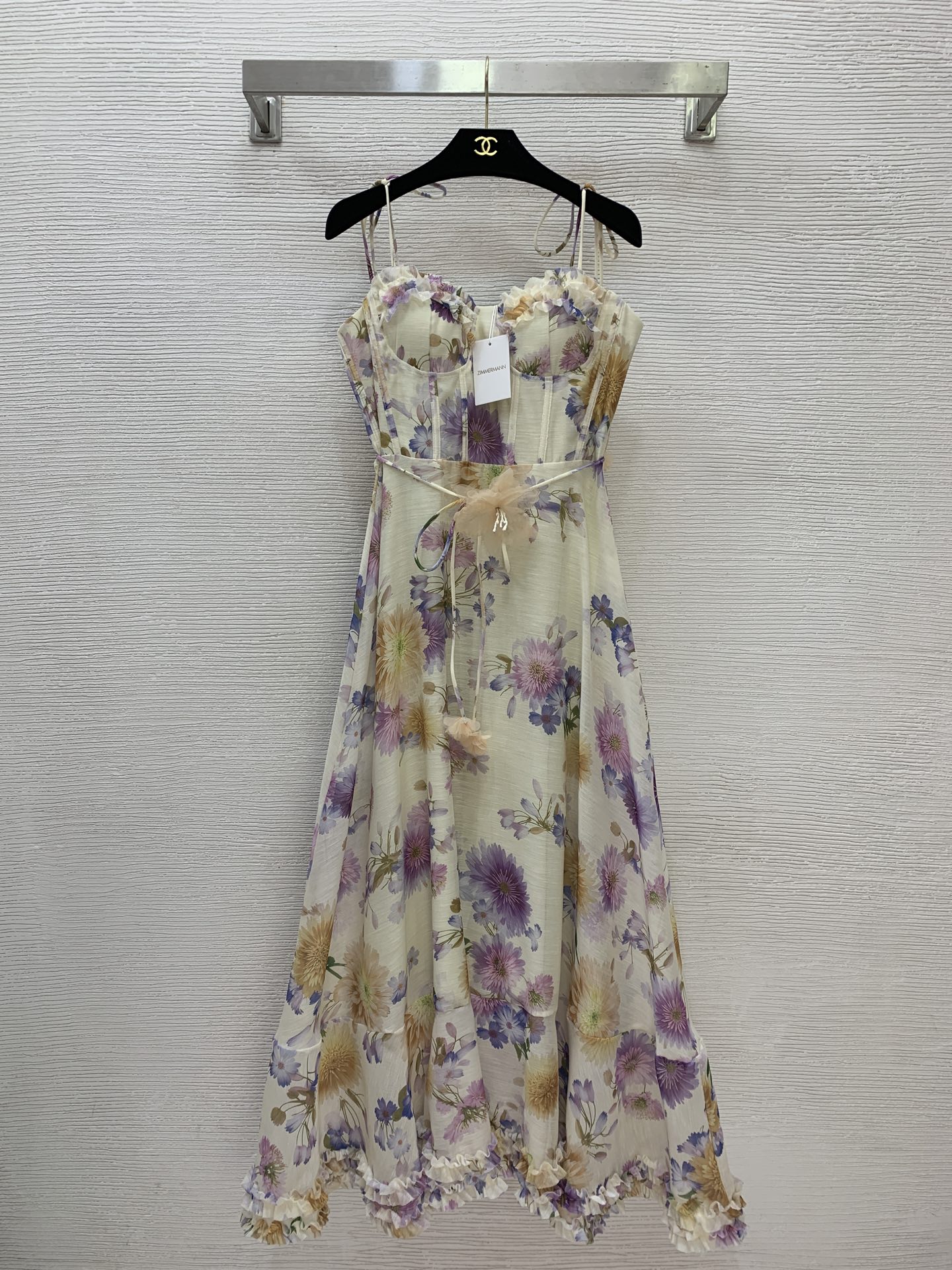 NO:777130,Model No. G26040156 ZIMMERMA*N Australian brand high-end customized heavy-duty lace fungus edge splicing decoration, purple flower print temperament sweet strapless bra cup-style suspender long dress with waist slimming large skirt dress!  1.2.3.4/SMLXL (size 2, bust 86~90, elastic back, waist 76, skirt length 119), Zimmerman-clothing, skirts,19860909款号G26040156 ZIMMERMA*N兹默曼澳洲品牌高端定制重工花边木耳边拼接装饰、紫色花朵印花气质甜美抹胸罩杯式吊带长裙收腰显瘦大裙摆连衣裙！1.2.3.4/SMLXL（2码胸围86～90后背打揽弹力,腰围76,裙长119）,兹默曼-服装,skirts,,Women's clothing