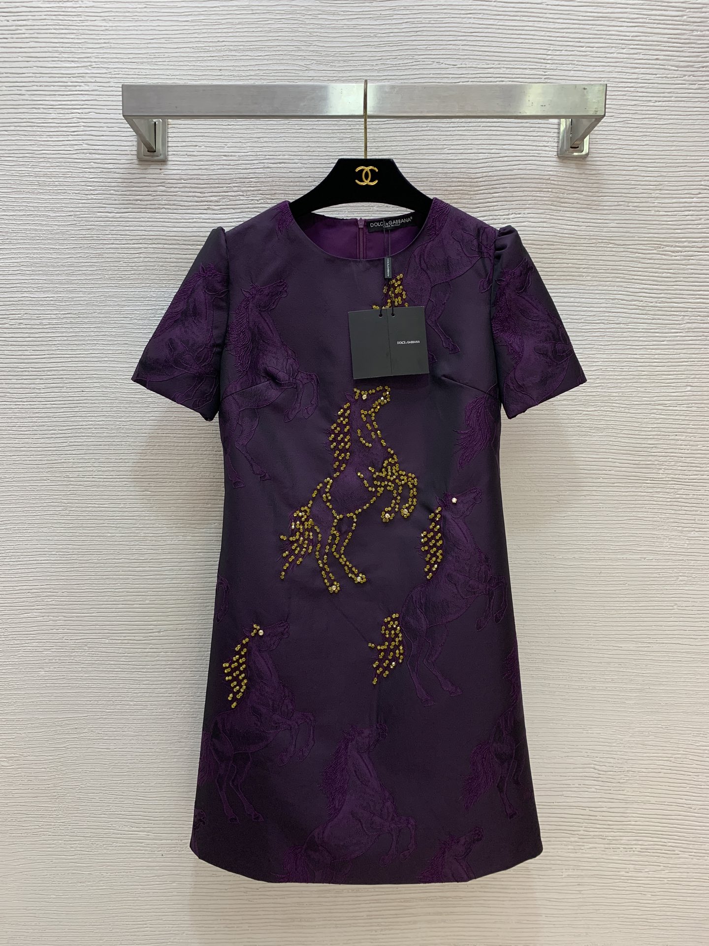 款号G 𝐃𝐨𝐥𝐜𝐞&𝐠𝐚𝐛𝐛𝐚𝐧𝐚杜嘉班纳DG*新款高端定制骏马图案提花面料版型挺括有型！重工绣珠装饰修