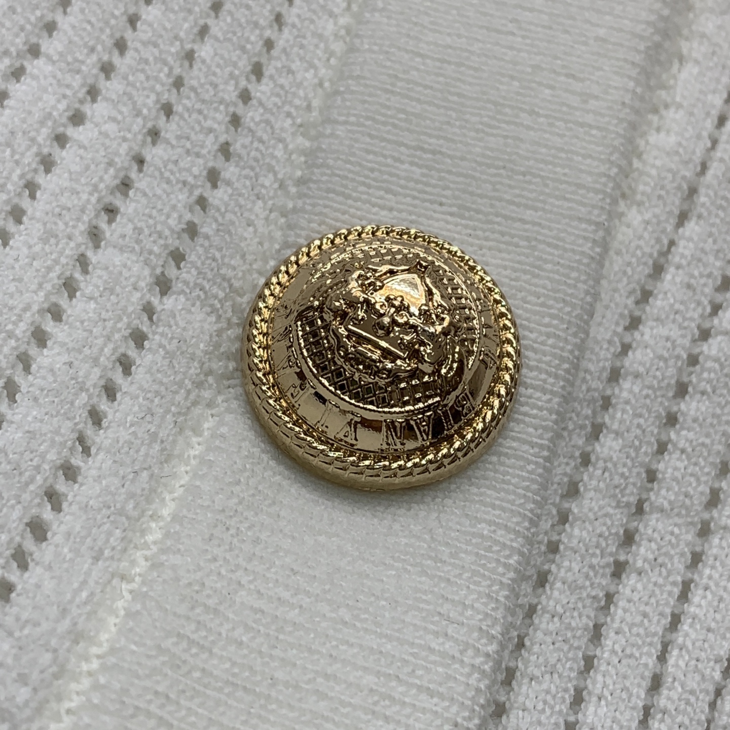 款号G BALMAI*N巴曼夏季新款 高端定制竖条纹镂空透视性感修身显瘦V领短袖针织衫上衣！黑色、白色、