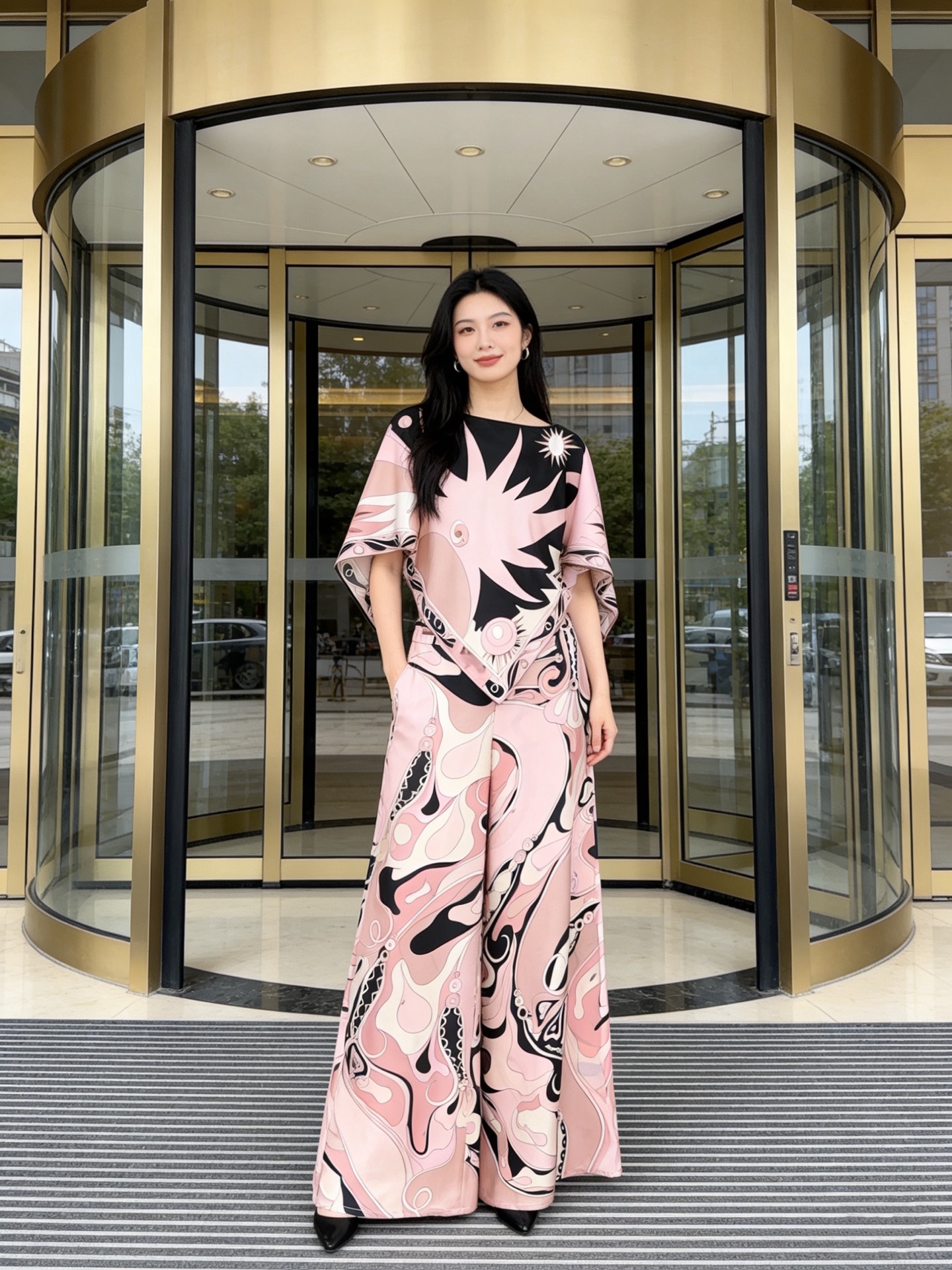 款号D PUCC*新款定制仿真丝缎斜纹稠面料、时尚复古印花宽松百搭侧拉链高腰显瘦阔腿裤长裤！粉色、绿色、