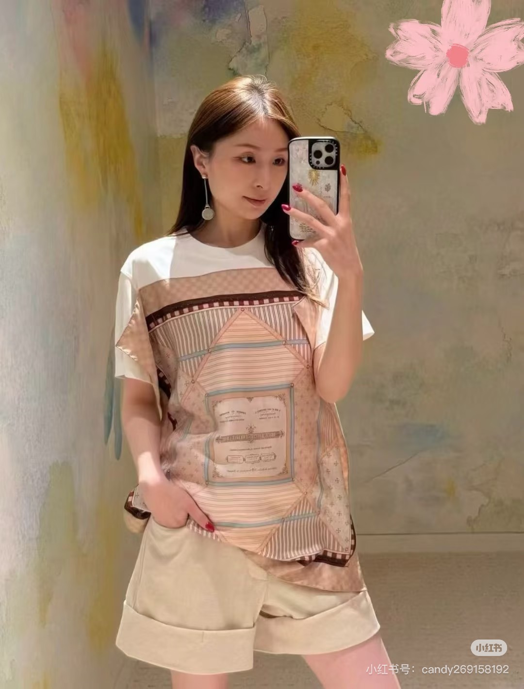 NO:823293,The girl of the highest version on the market inspects the goods, trims the three marks on the threads, pictures of the goods and takes a video. If you want quality and service, please add me on WeChat. We will not accept urgent orders. Model No. D26050387 LOUIS* Lujia LV New Highest version on the market. The girl will inspect the goods, trim the three marks on the threads, show pictures of the goods and take a video. If you want quality and service, please add me on WeChat and we will not accept urgent orders. Personalized design checkerboard retro silk scarf patch decoration for loose and fashionable round neck short-sleeved T-shirt top!  White, (M size shoulder width 41, bust 102, sleeve length 20, underwear length 61), women's clothing, louis vuitton, louis vuitton, louis vuitton, louis vuitton, T-shirt, tees, t-shirt,19860909市面最高版本小妹验货、修剪线头上三标、货可图及拍视频,要品质要服务的加我微信,不接急单.款号D26050387 LOUIS*驴家LV新市面最高版本小妹验货、修剪线头上三标、货可图及拍视频,要品质要服务的加我微信,不接急单.款 个性设计棋盘格复古丝巾贴布装饰宽松时尚圆领短袖t恤上衣！白色,（M码肩宽41,胸围102,袖长20,内衣长61）,女装,louis vuitton,louis vuitton,louis vuitton,louis vuitton,T-shirt,tees，t-shirt,,Women's clothing