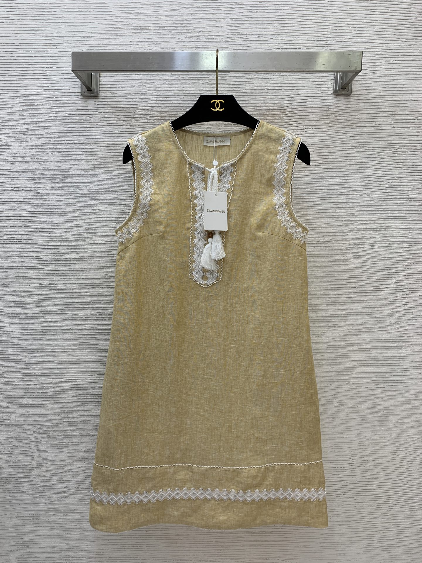 NO:844075,Style No. G26051842 ZIMMERMA*N Zimmerman Australian brand, high-end customized linen fabric, bohemian style beaded embroidery lace, small A version, elegant and versatile sleeveless vest dress!  Beige, blue, (S size bust 88, skirt length 87),,skirts,19860909款号G26051842 ZIMMERMA*N兹默曼澳洲品牌 高端定制亚麻面料、波西米亚风钉珠刺绣花边小A版型气质百搭无袖背心连衣裙！米黄色、蓝色、 （S码胸围88,裙长87）,,skirts,,Women's clothing